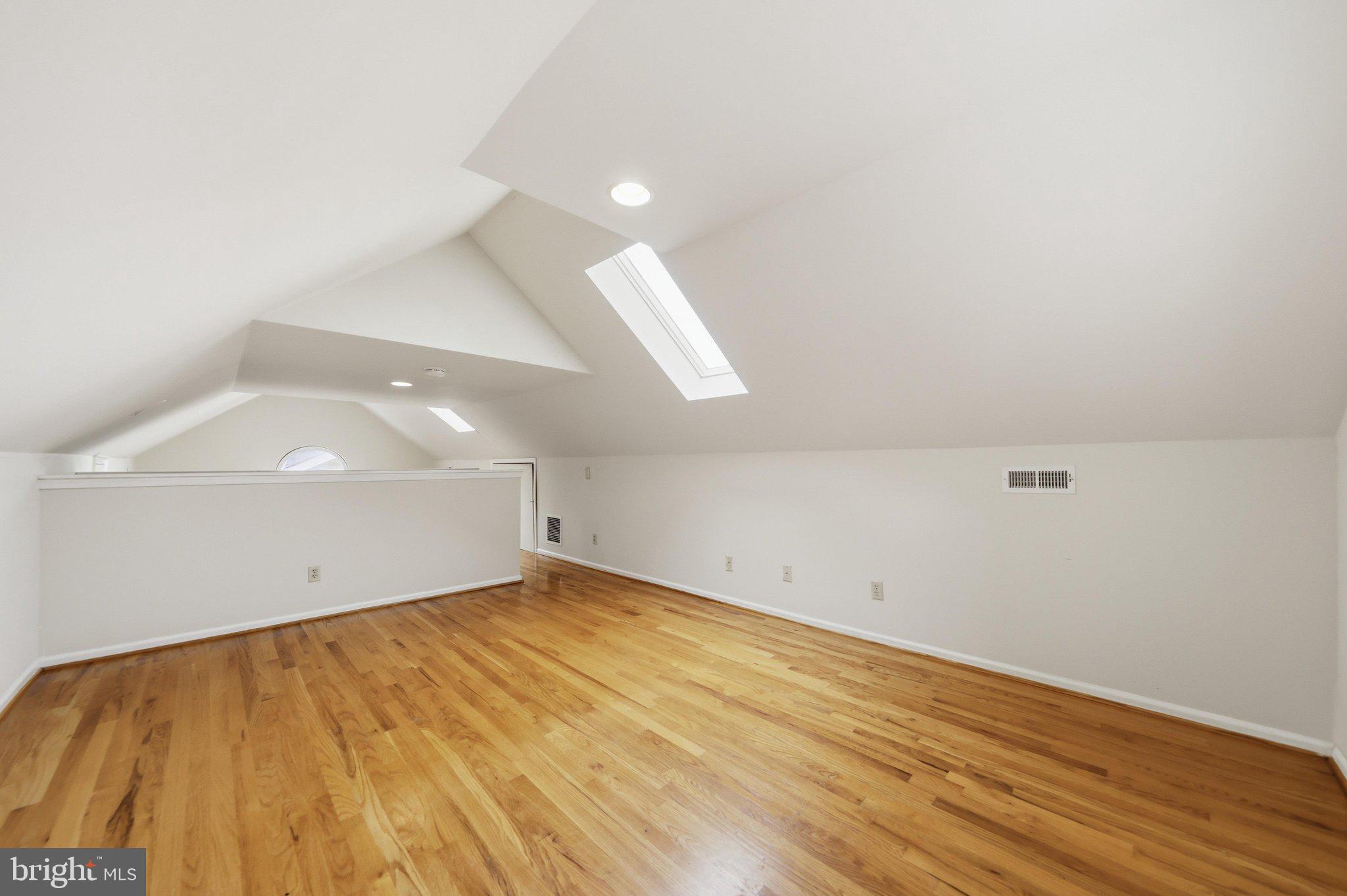 HOOD COLLEGE - Residential