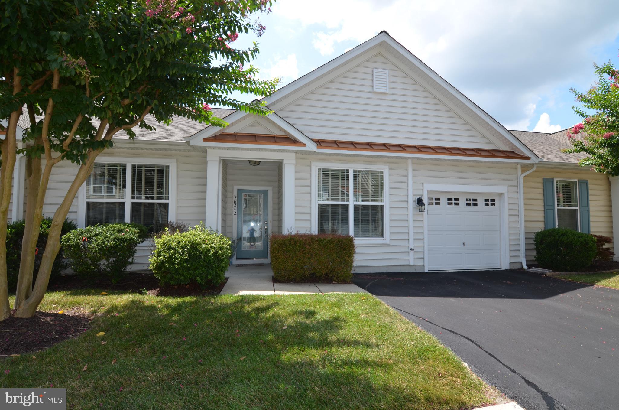 ASHLEY MANOR - Residential