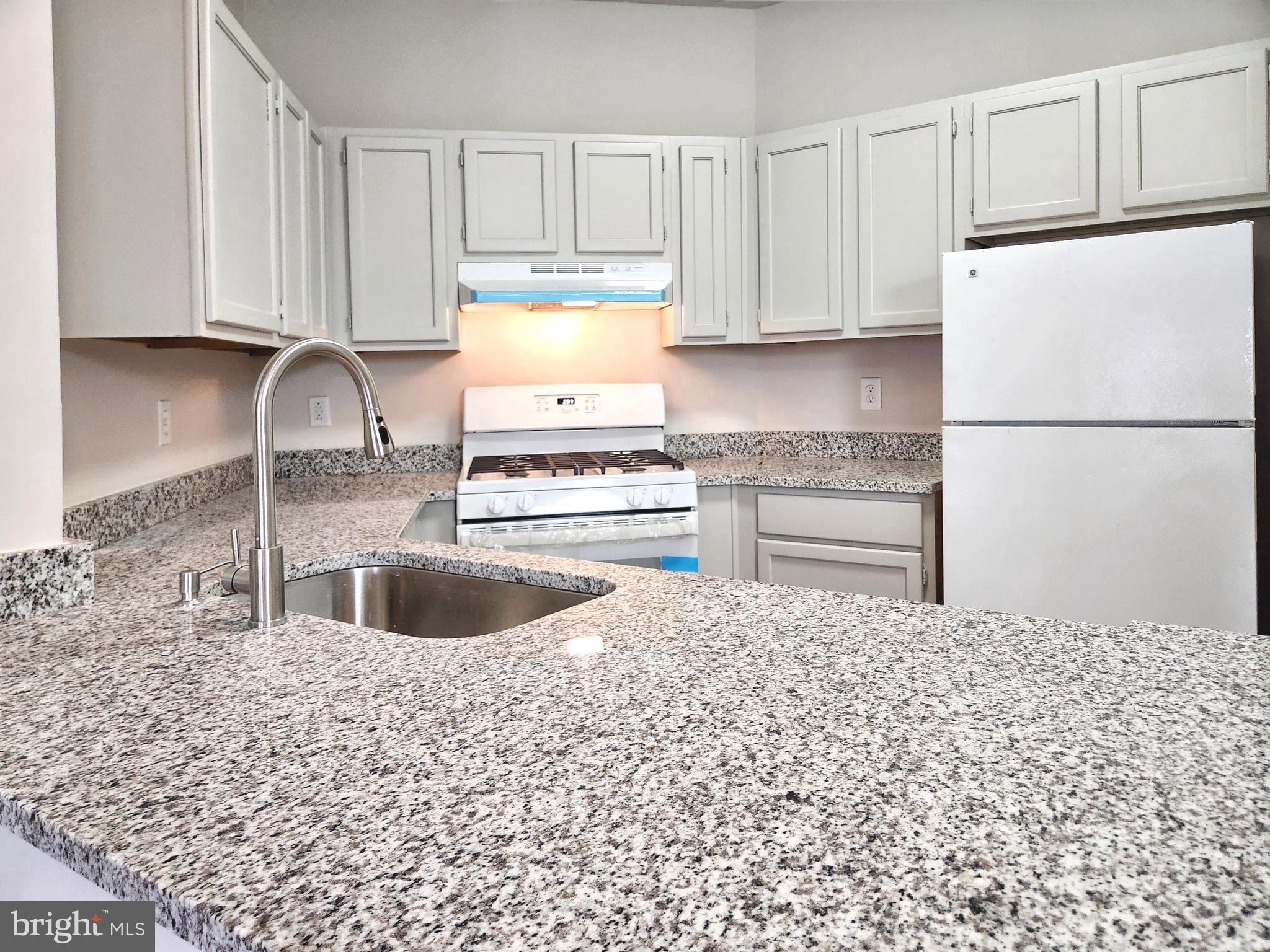 SANDERLING CONDO - Residential