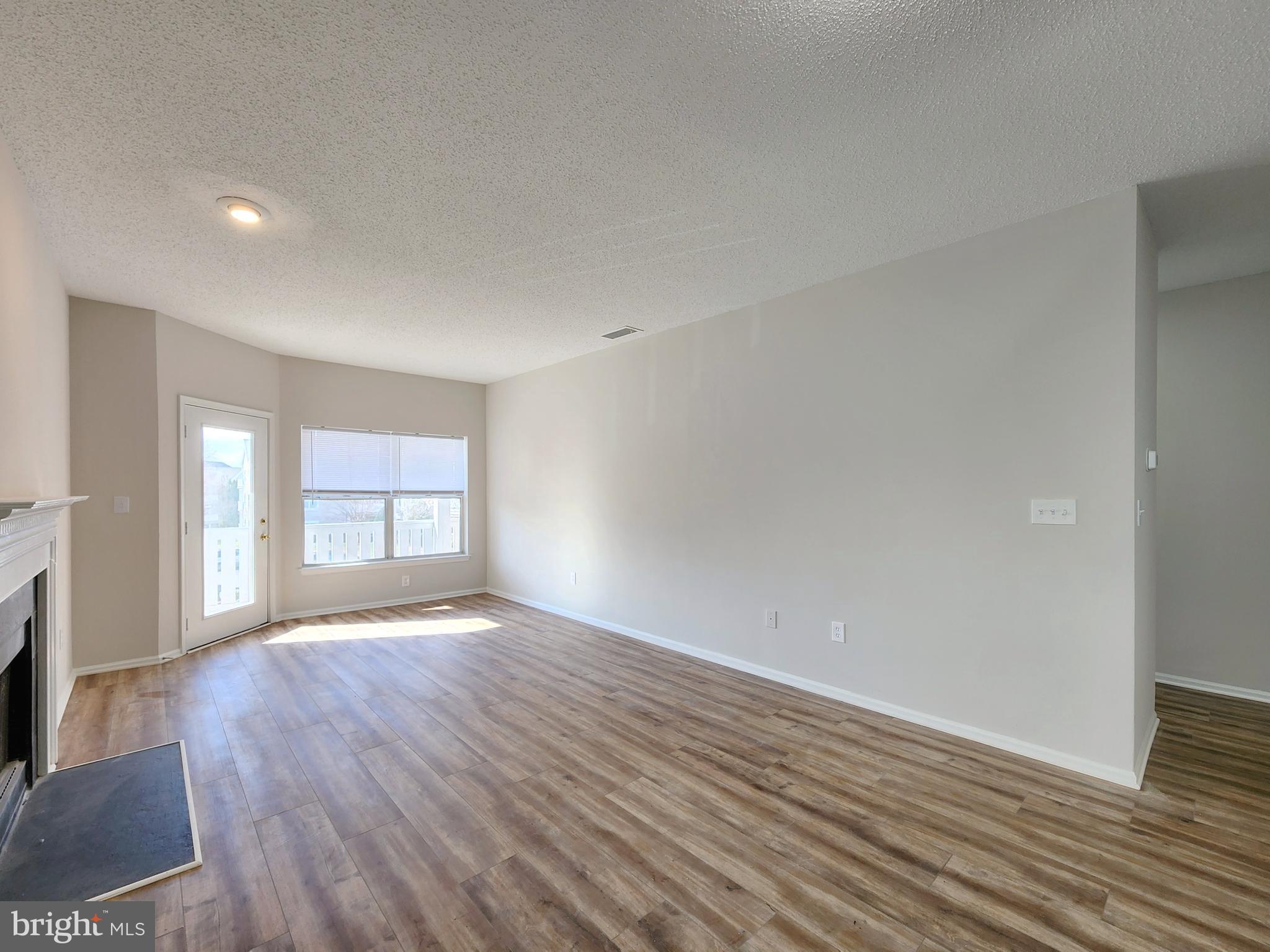 SANDERLING CONDO - Residential