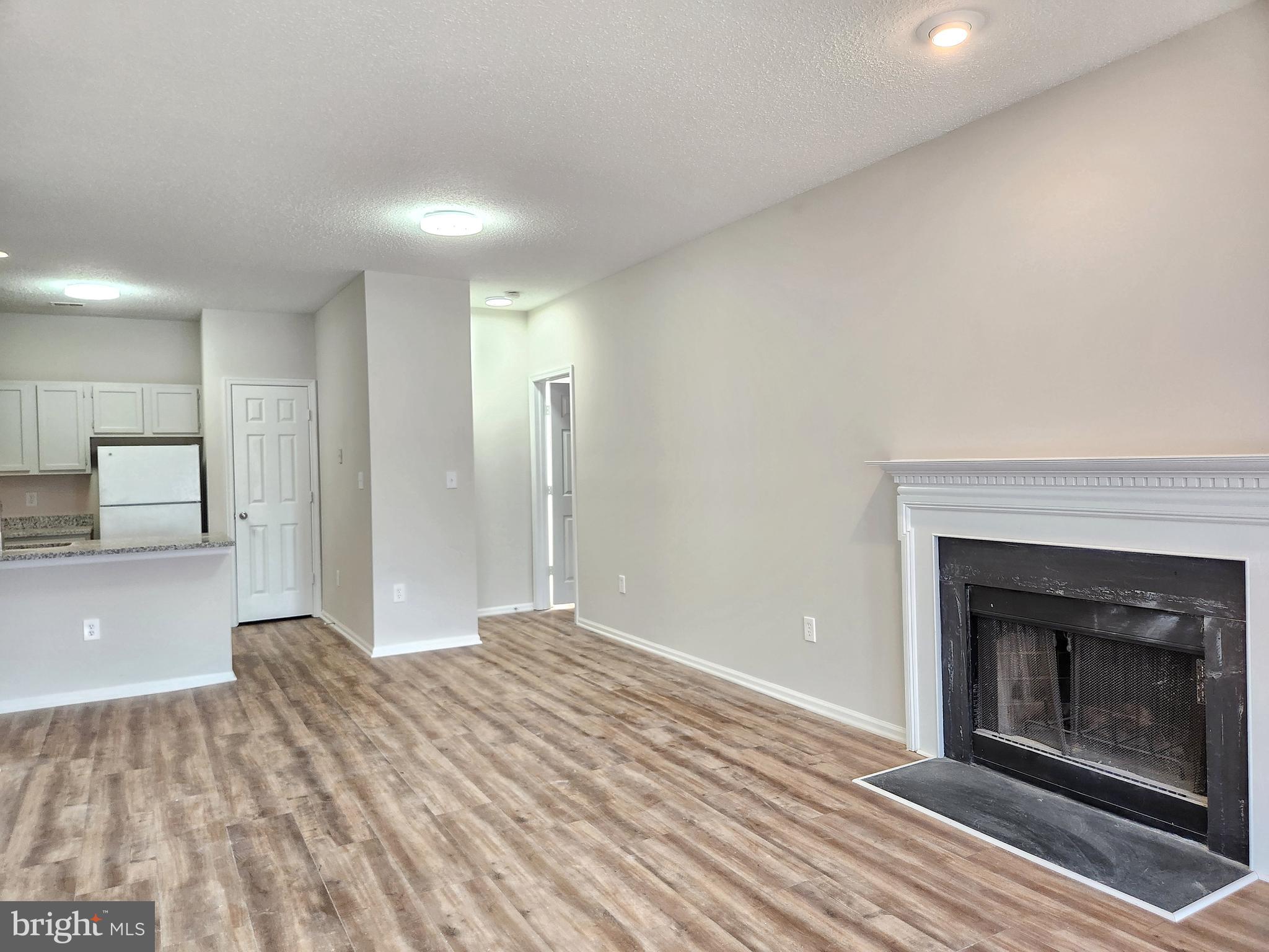SANDERLING CONDO - Residential
