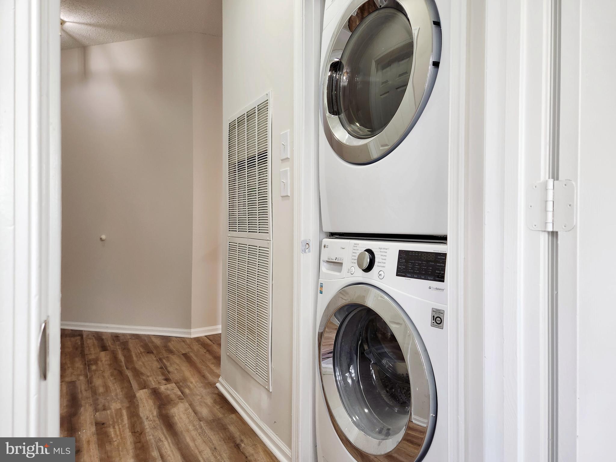 SANDERLING CONDO - Residential