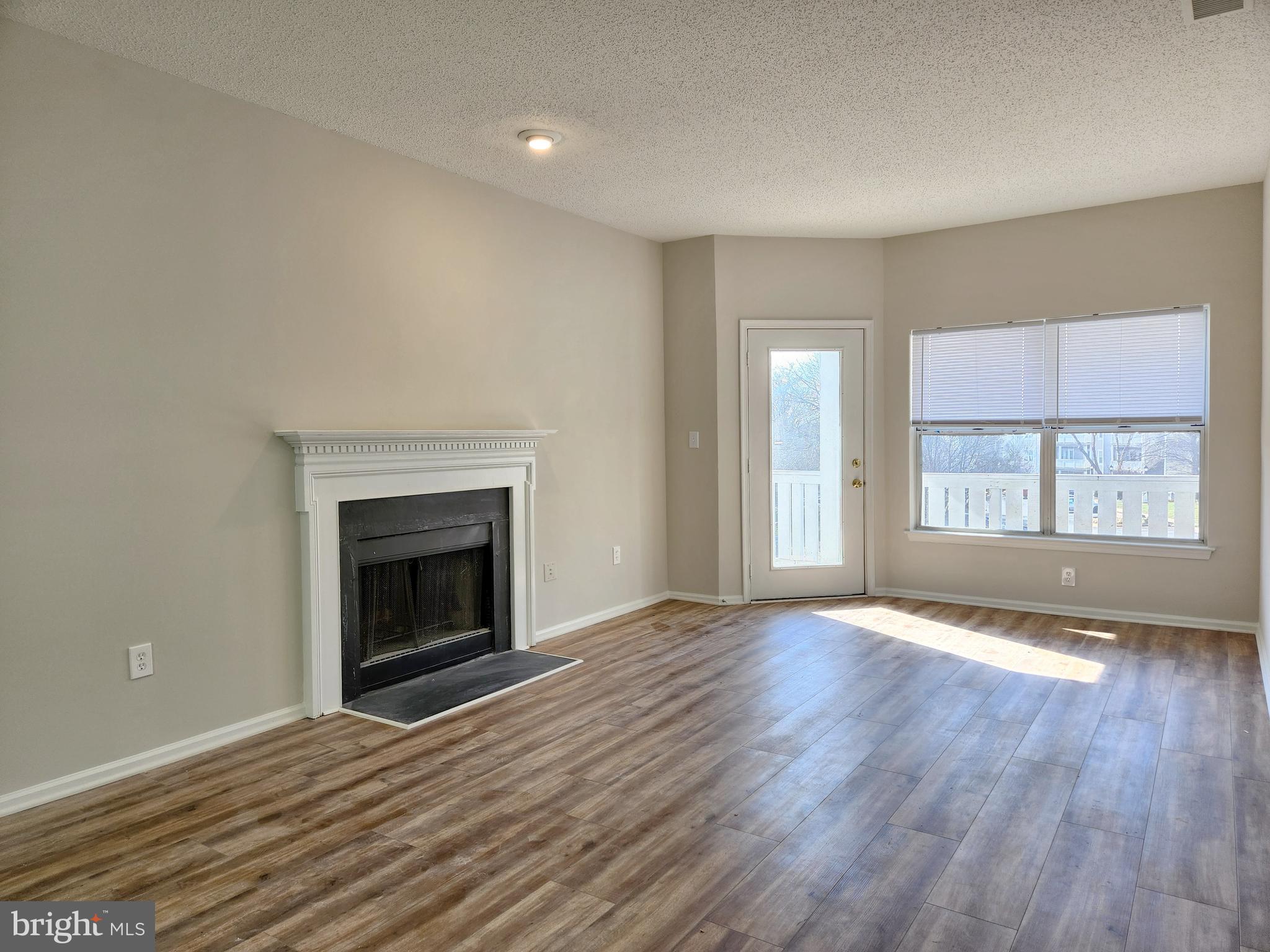 SANDERLING CONDO - Residential