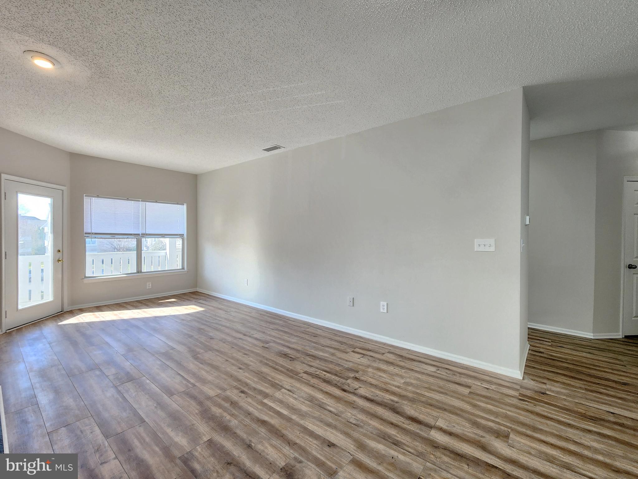 SANDERLING CONDO - Residential