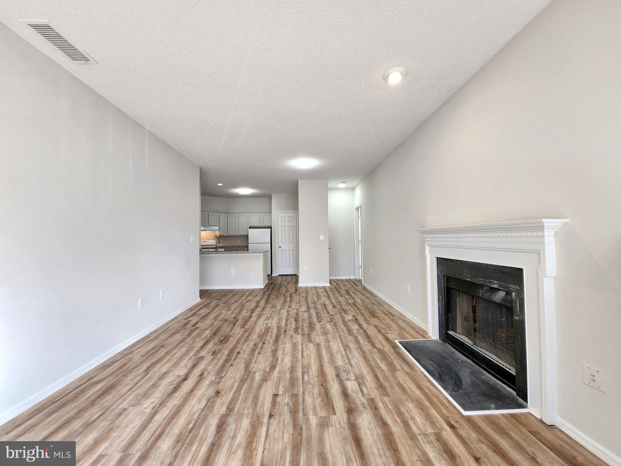 SANDERLING CONDO - Residential