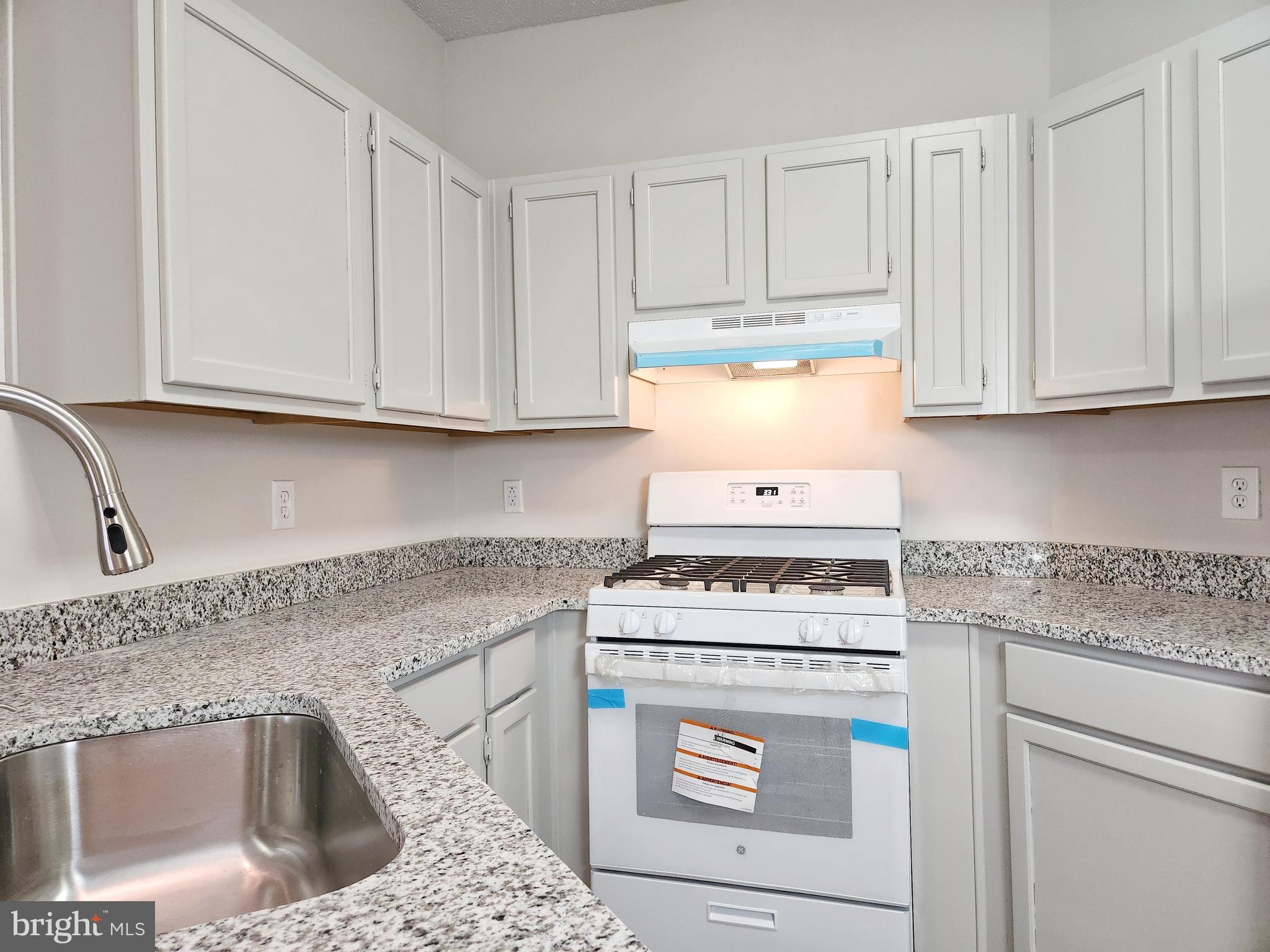 SANDERLING CONDO - Residential