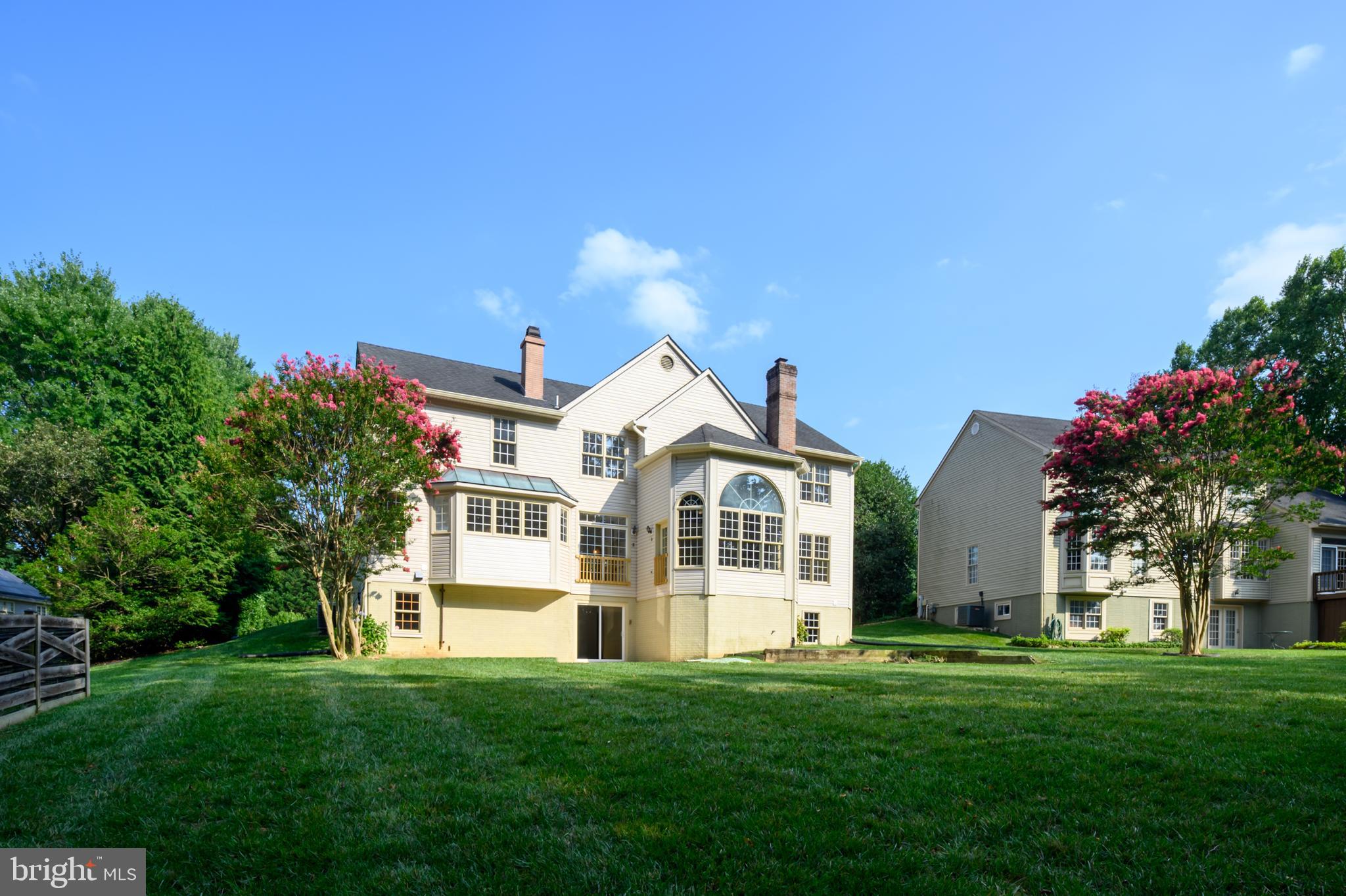 HUNTERS CREEK FARM - Residential