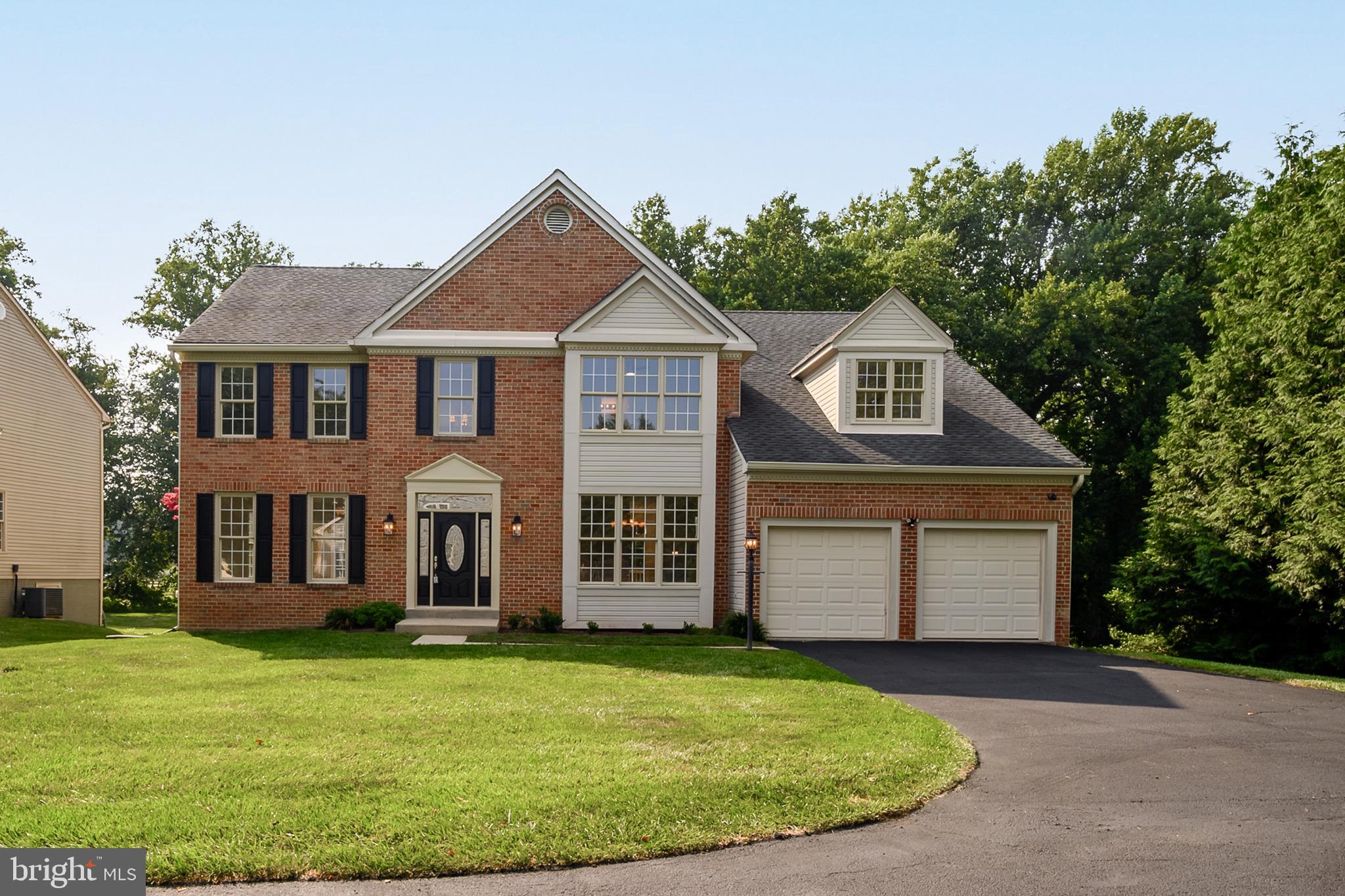 HUNTERS CREEK FARM - Residential