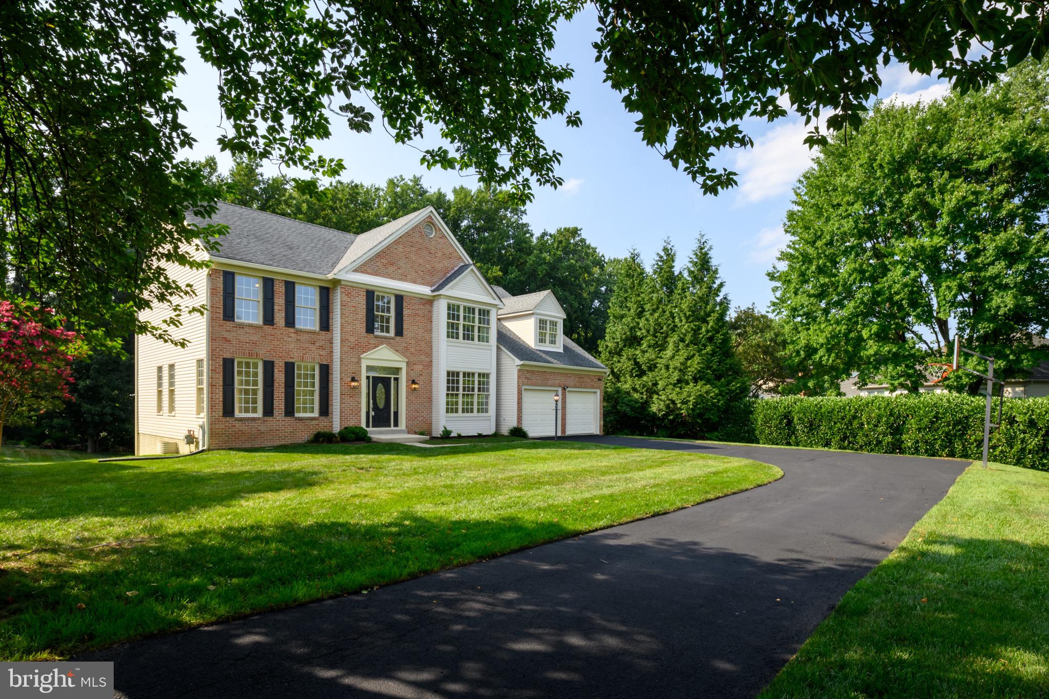 HUNTERS CREEK FARM - Residential