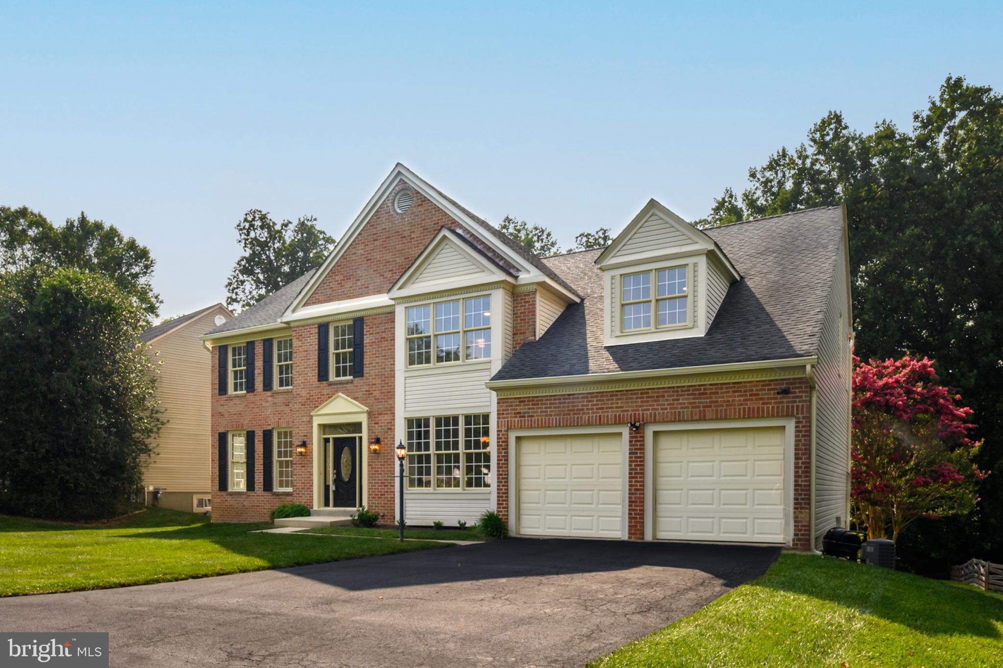 HUNTERS CREEK FARM - Residential