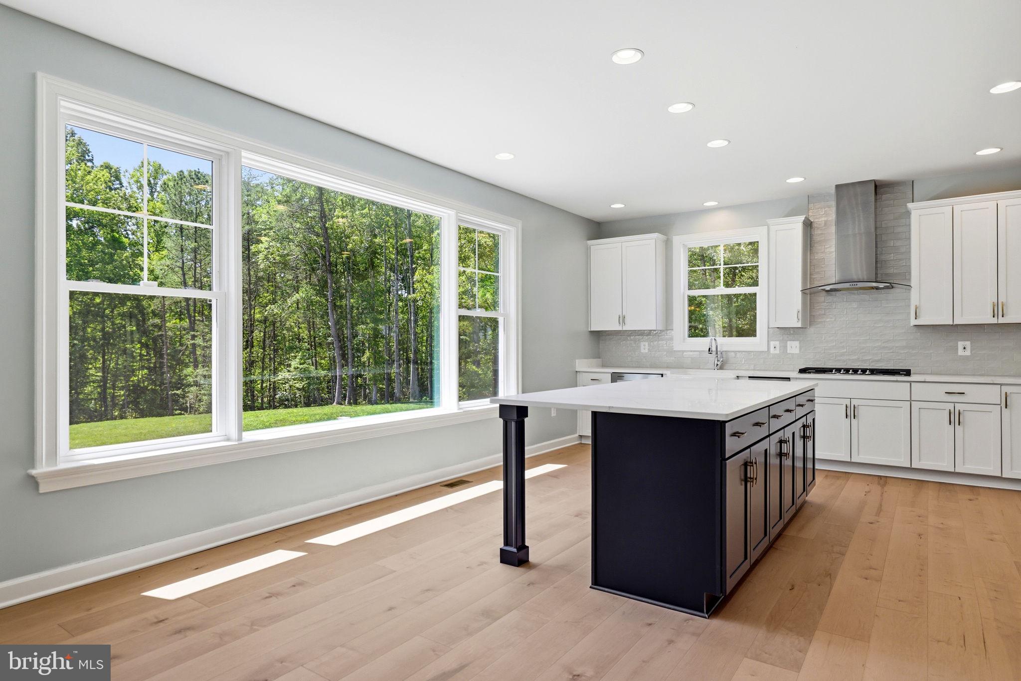 SULLIVAN ESTATES - Residential