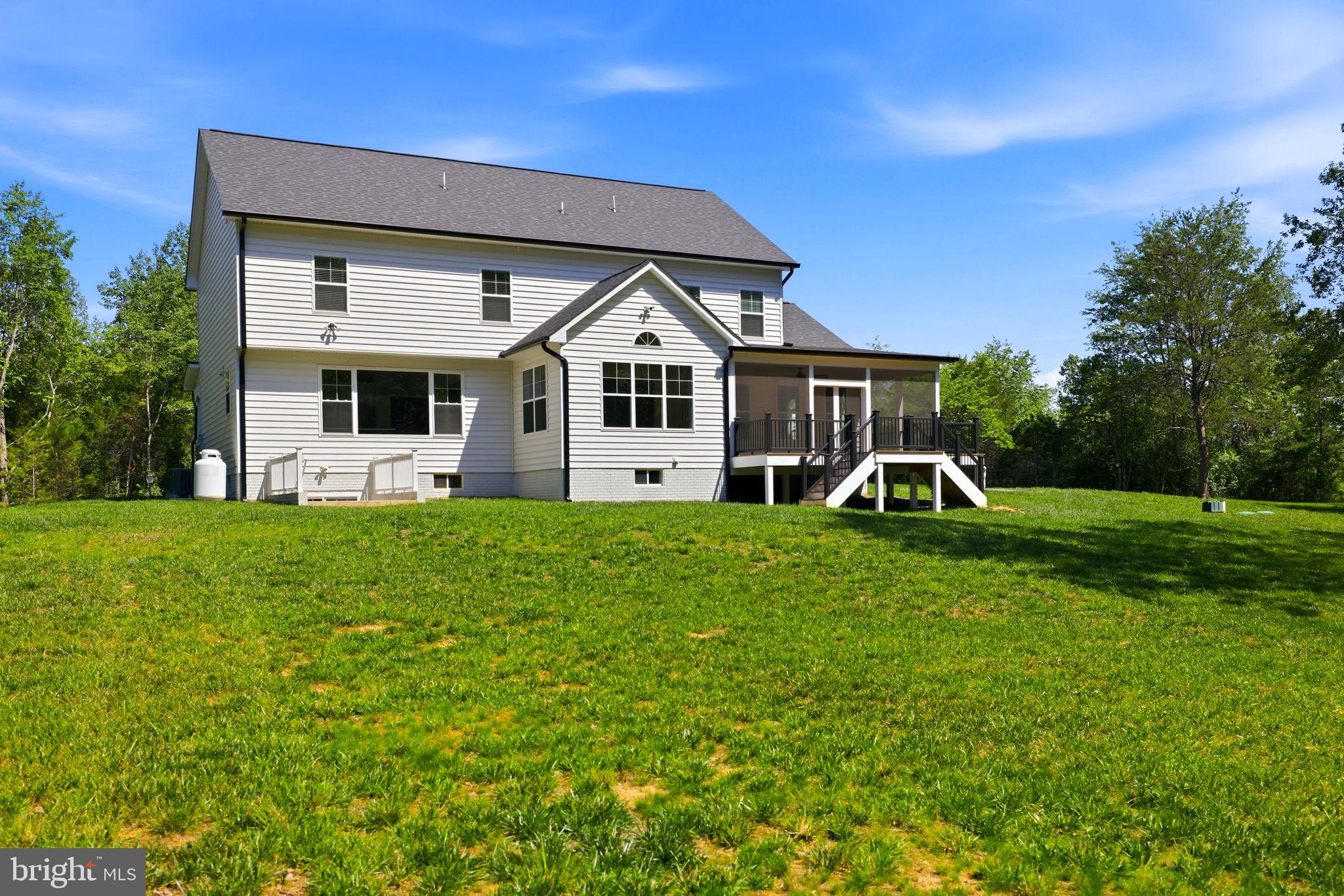SULLIVAN ESTATES - Residential