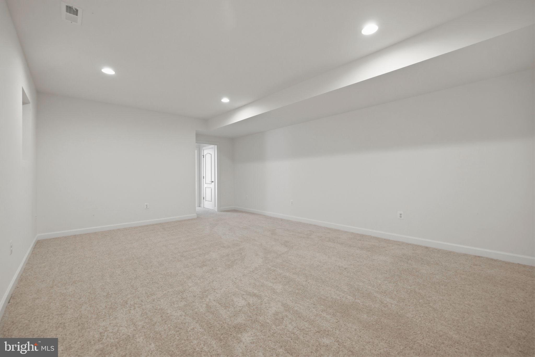 SULLIVAN ESTATES - Residential