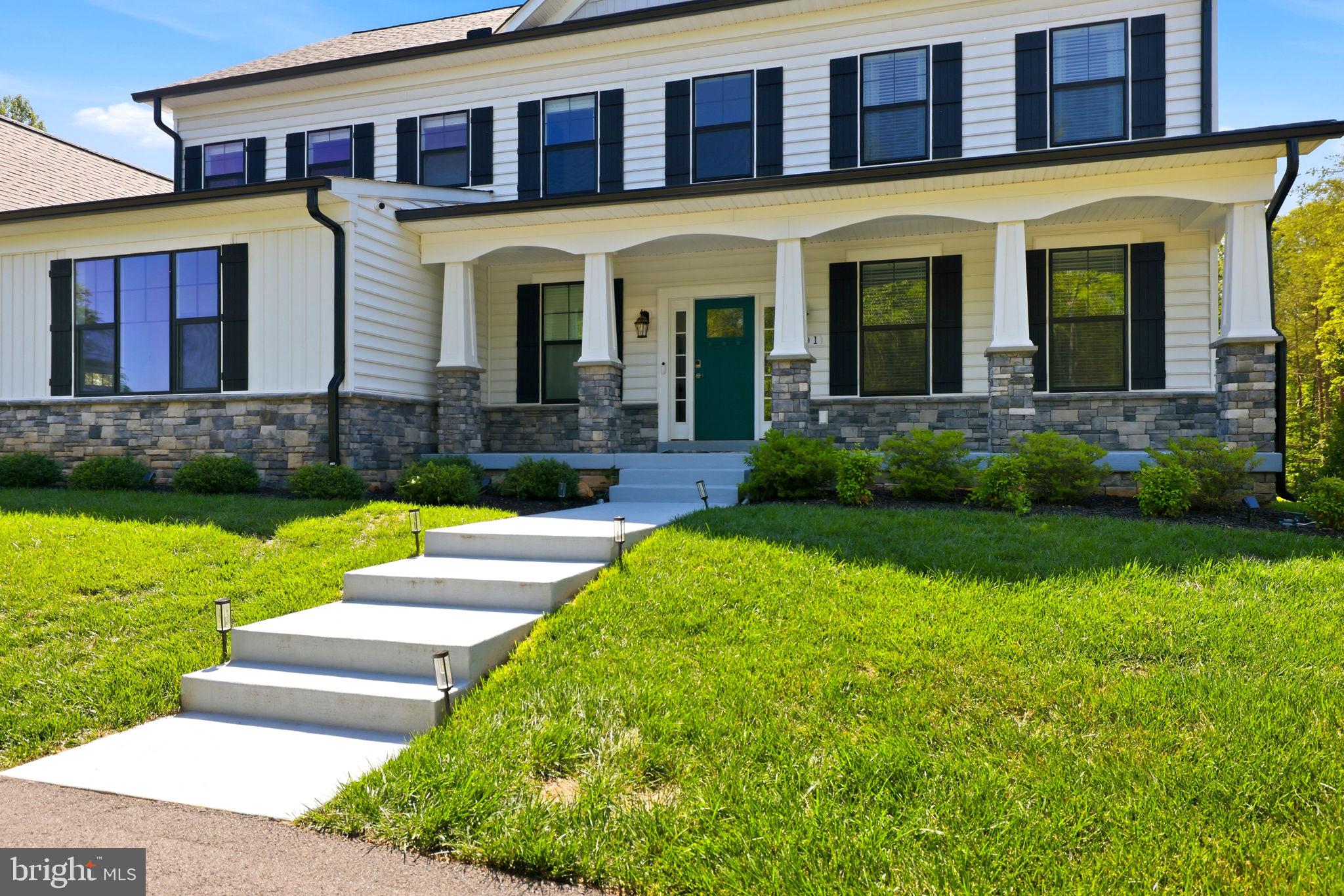 SULLIVAN ESTATES - Residential