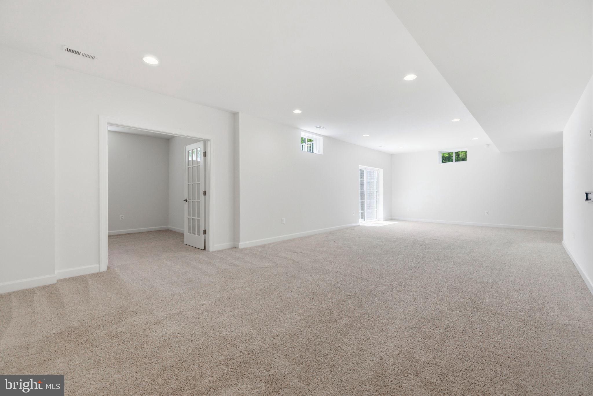 SULLIVAN ESTATES - Residential