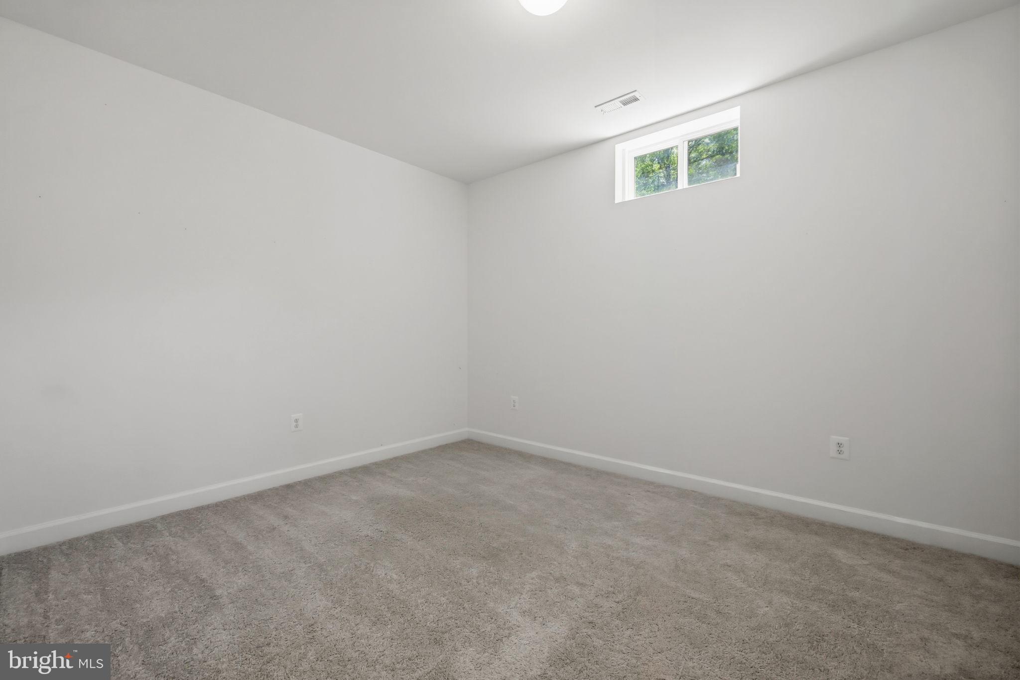 SULLIVAN ESTATES - Residential