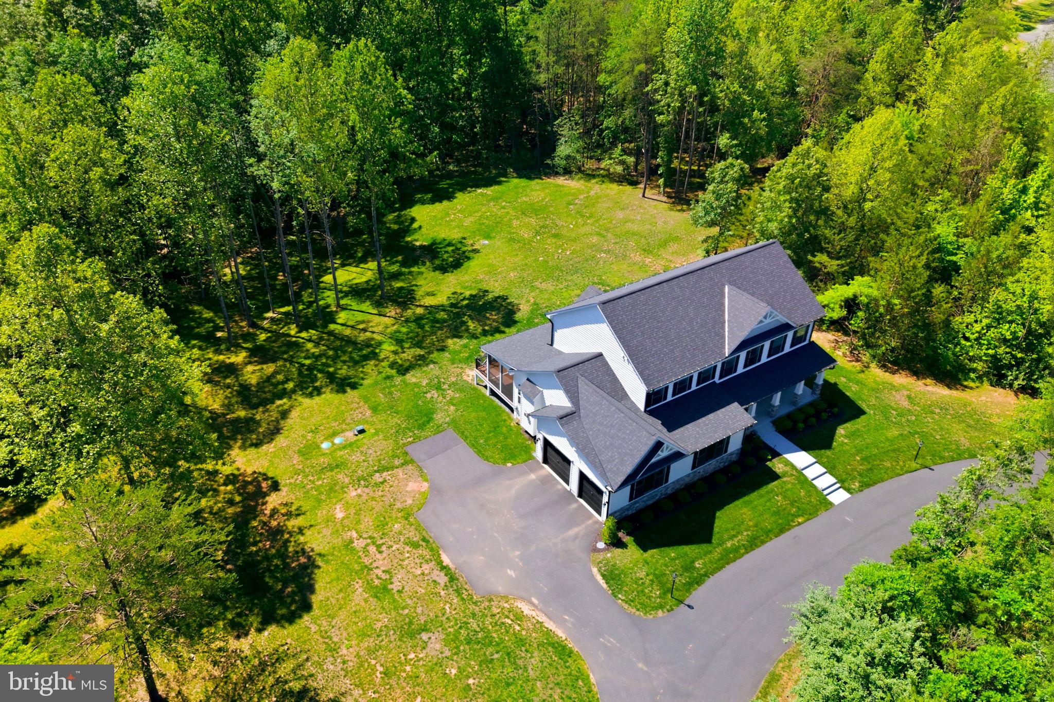 SULLIVAN ESTATES - Residential