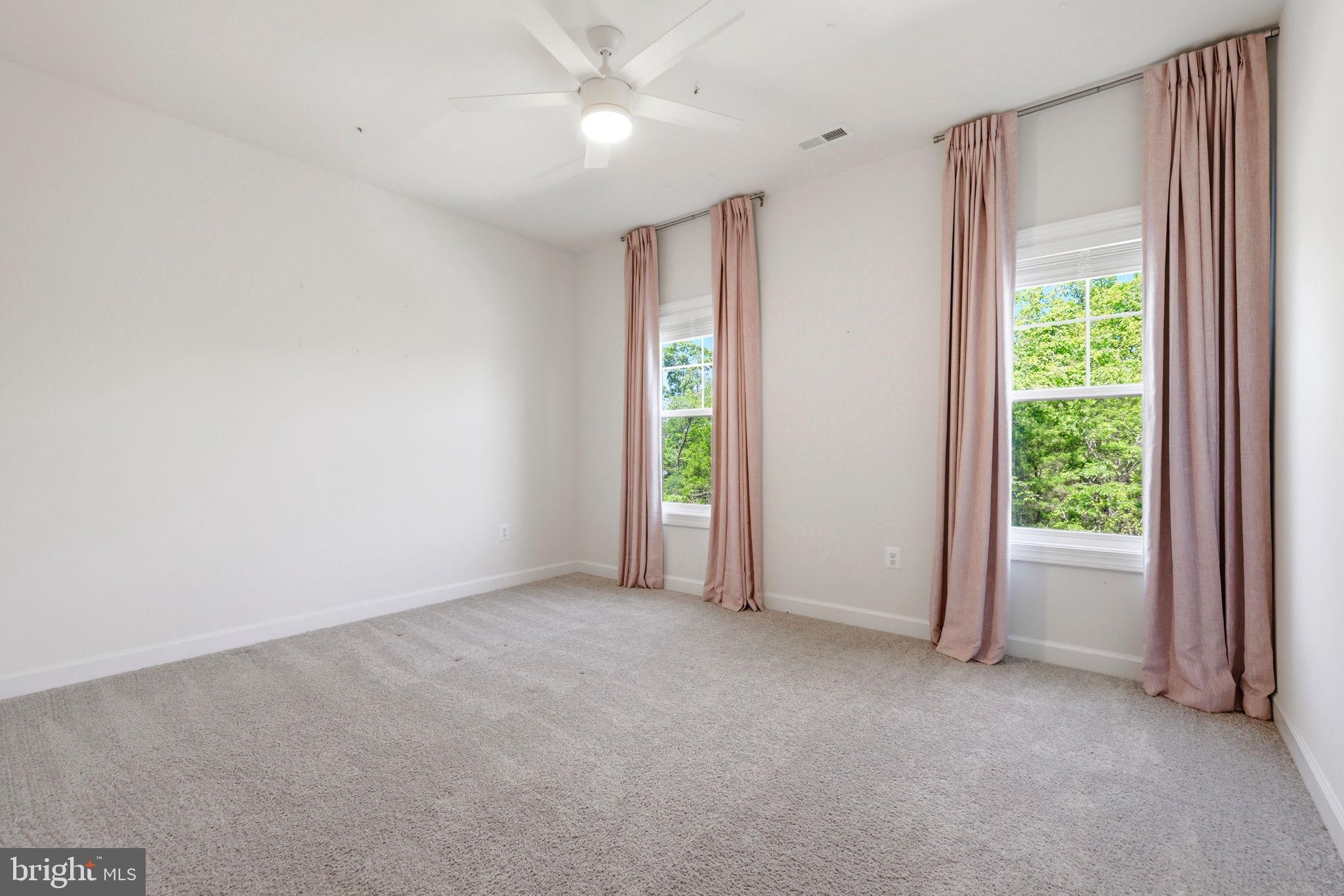 SULLIVAN ESTATES - Residential