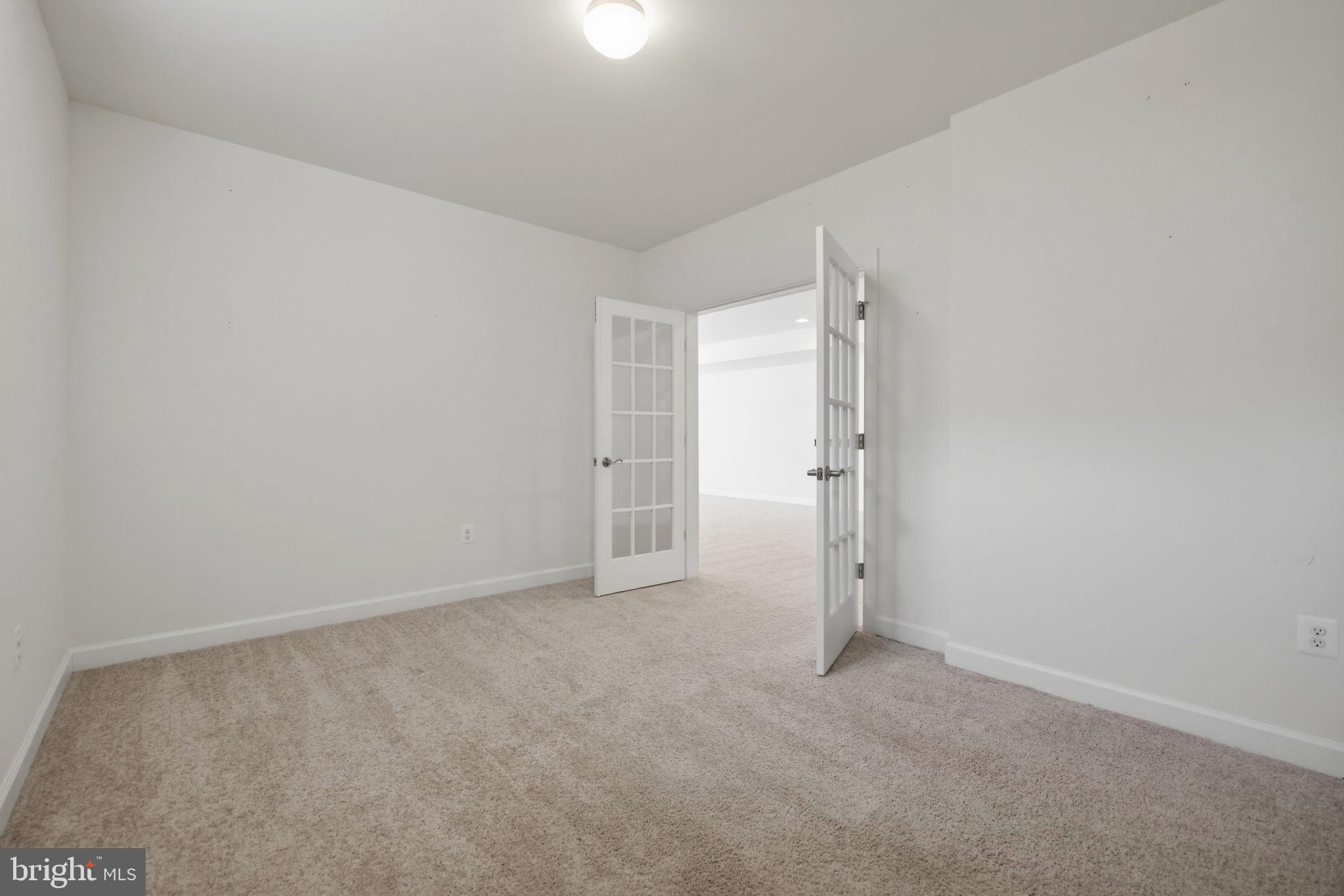 SULLIVAN ESTATES - Residential