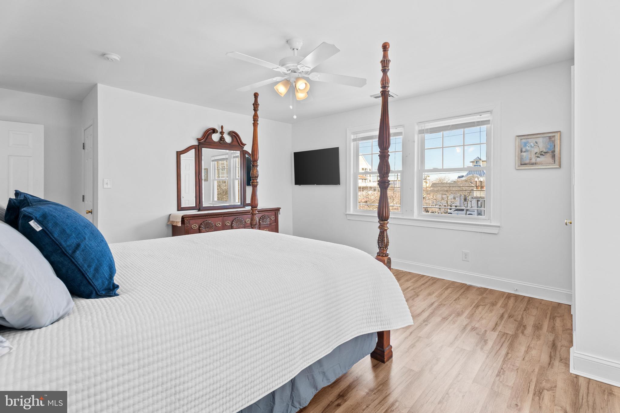 DOWNTOWN OC - Commercial Sale