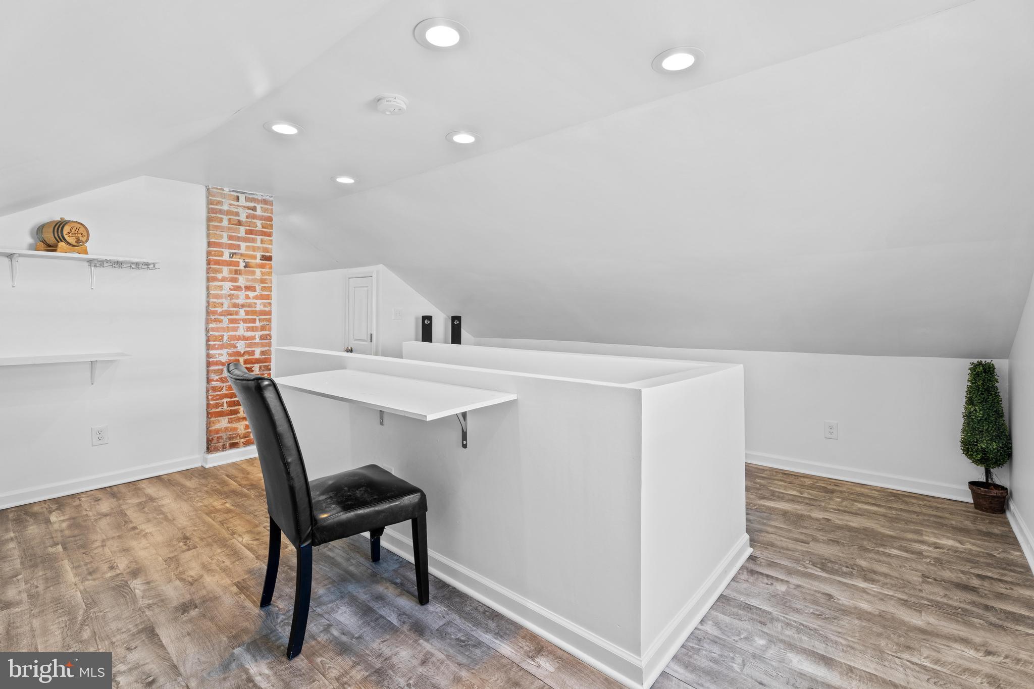 DOWNTOWN OC - Commercial Sale