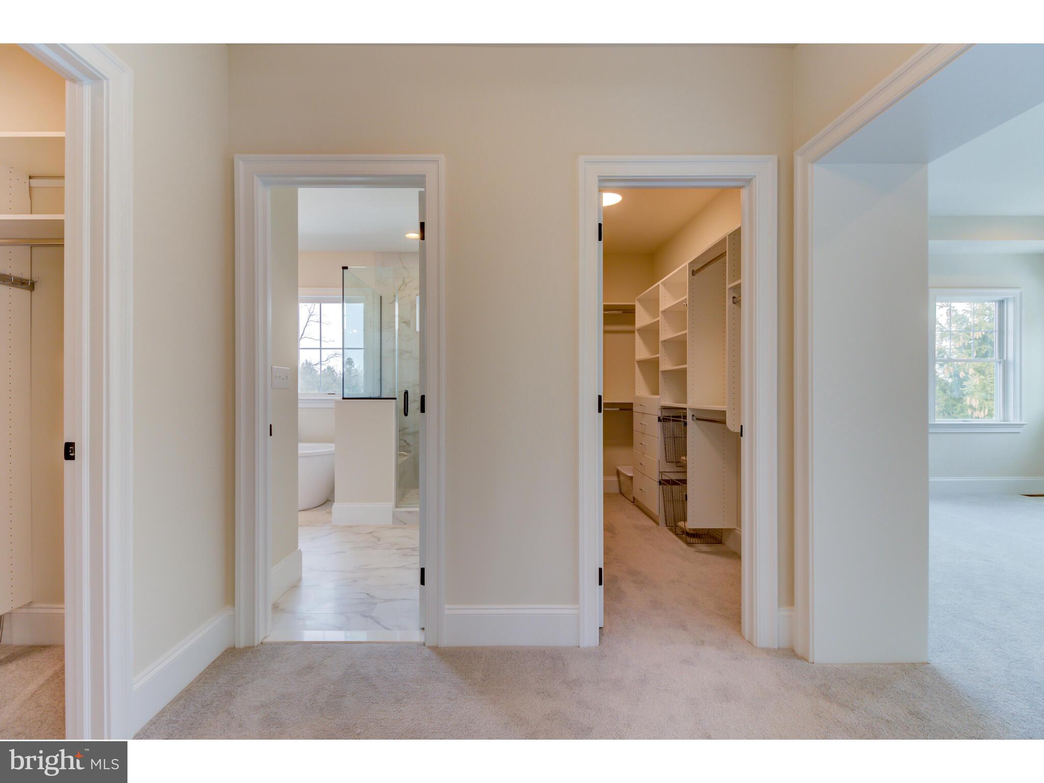 KNOBB HILL - Residential