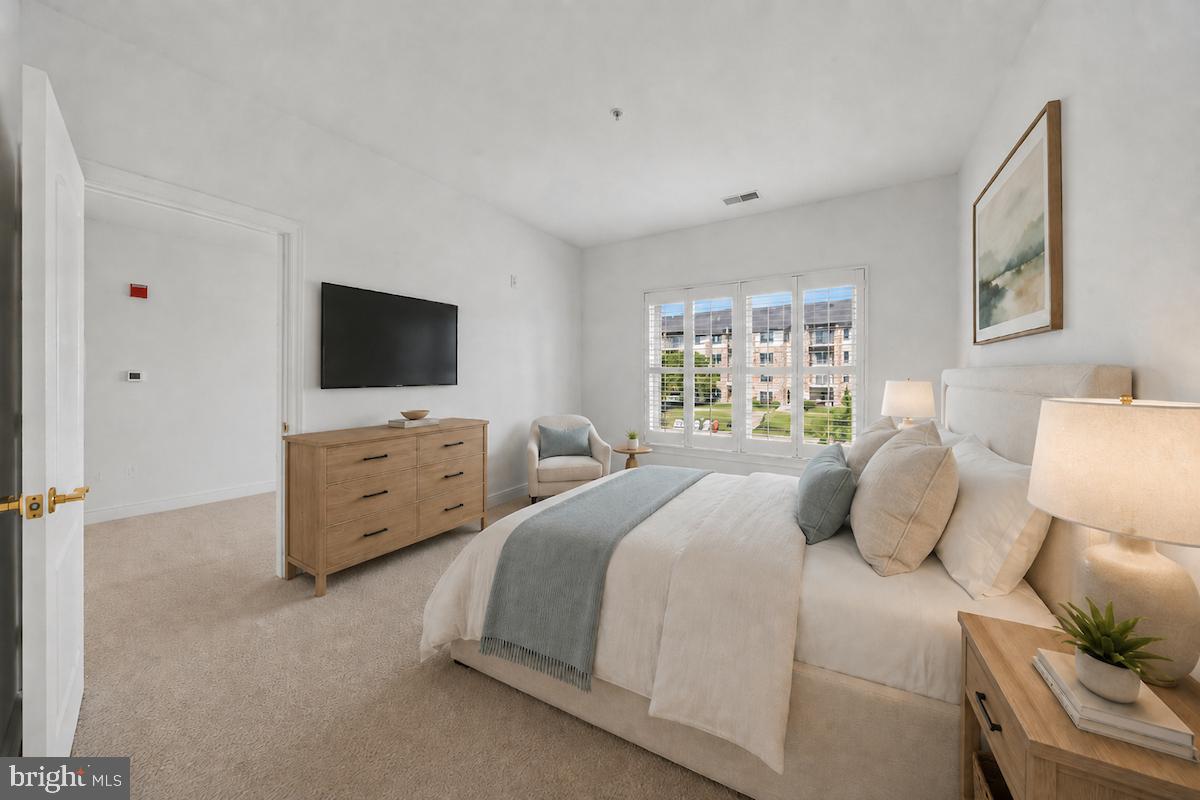 VILLAGE OF FOUNTAINVIEW - Residential