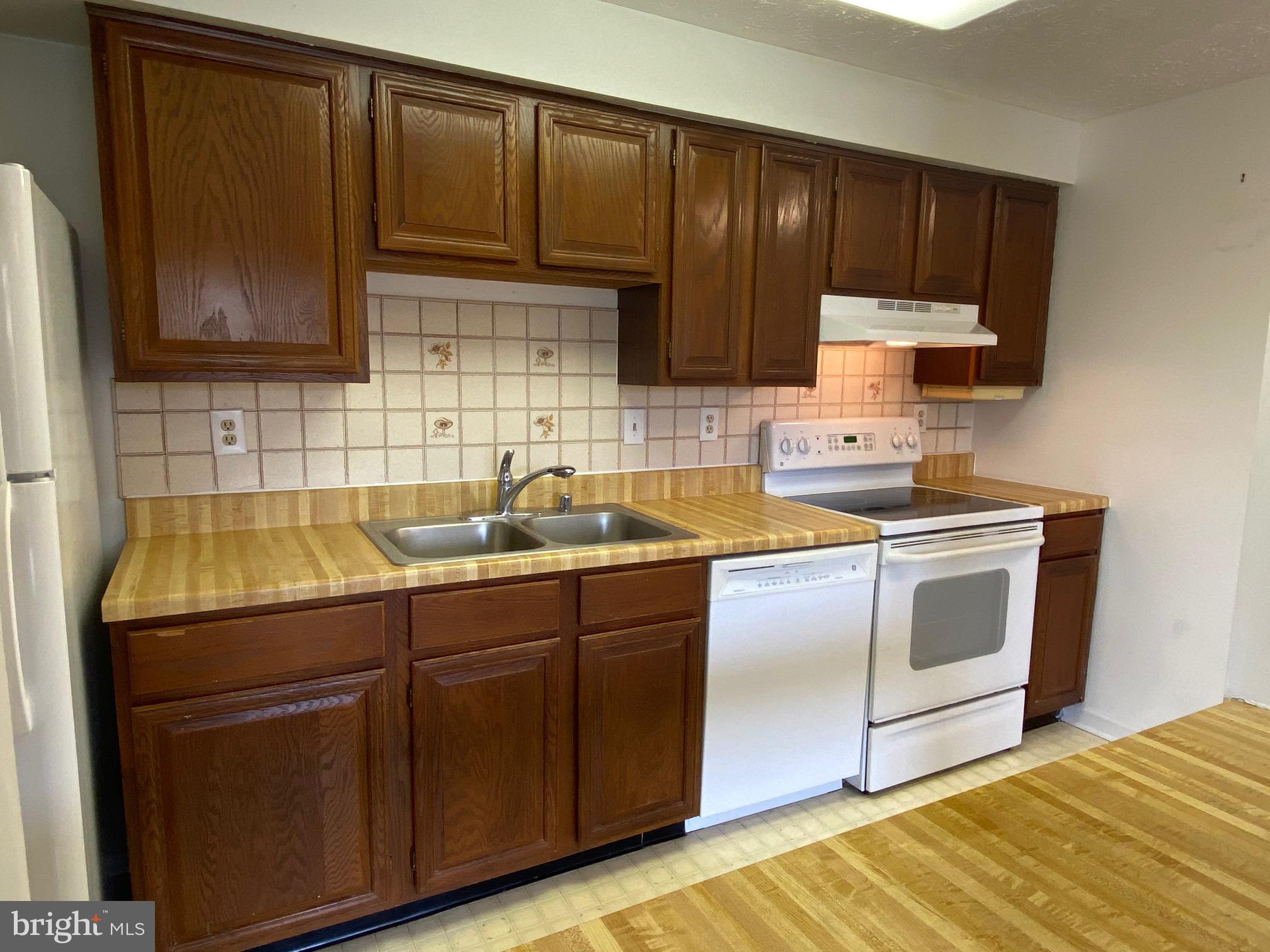 GUNNERS VIEW - Residential