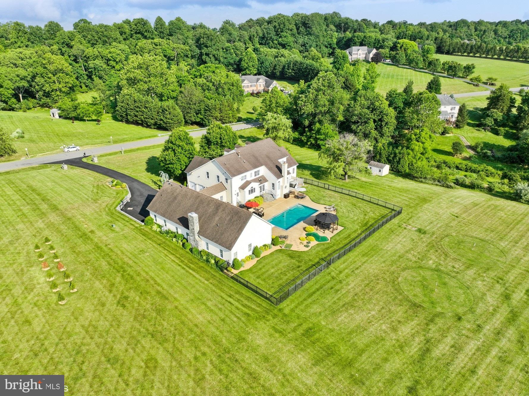 SHENSTONE - Residential