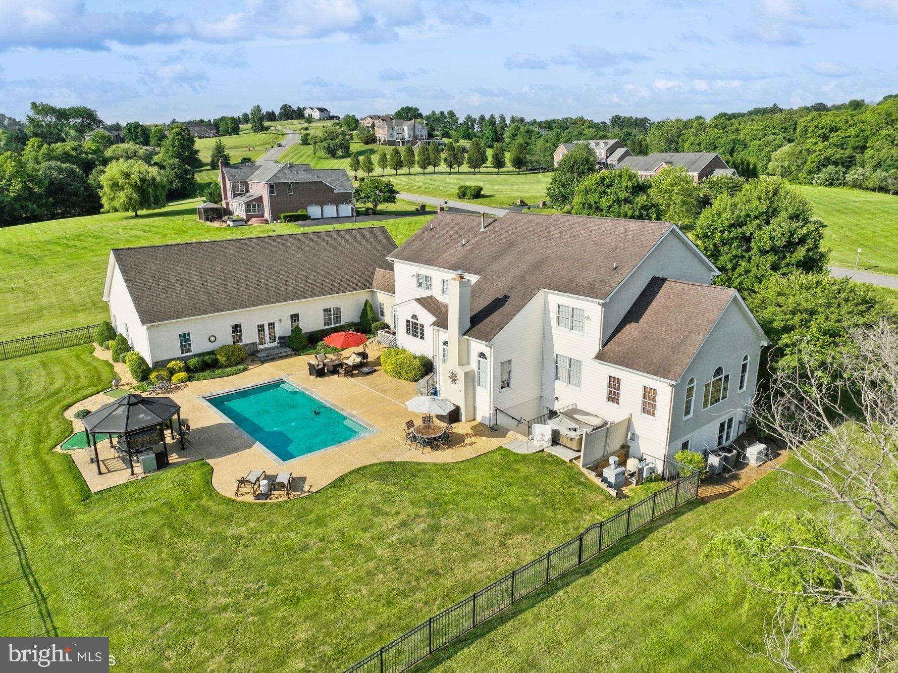 SHENSTONE - Residential