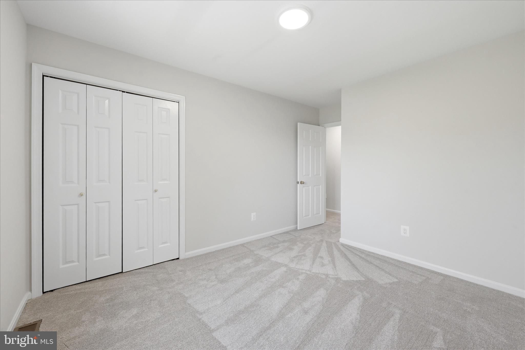 LAWNVALE ESTATES - Residential