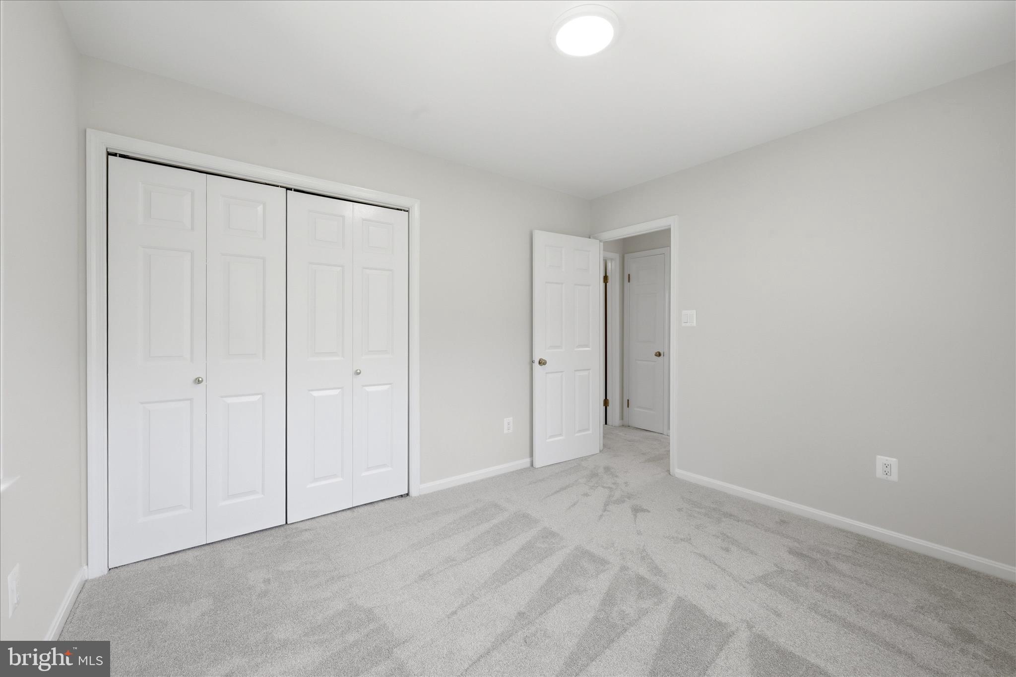 LAWNVALE ESTATES - Residential