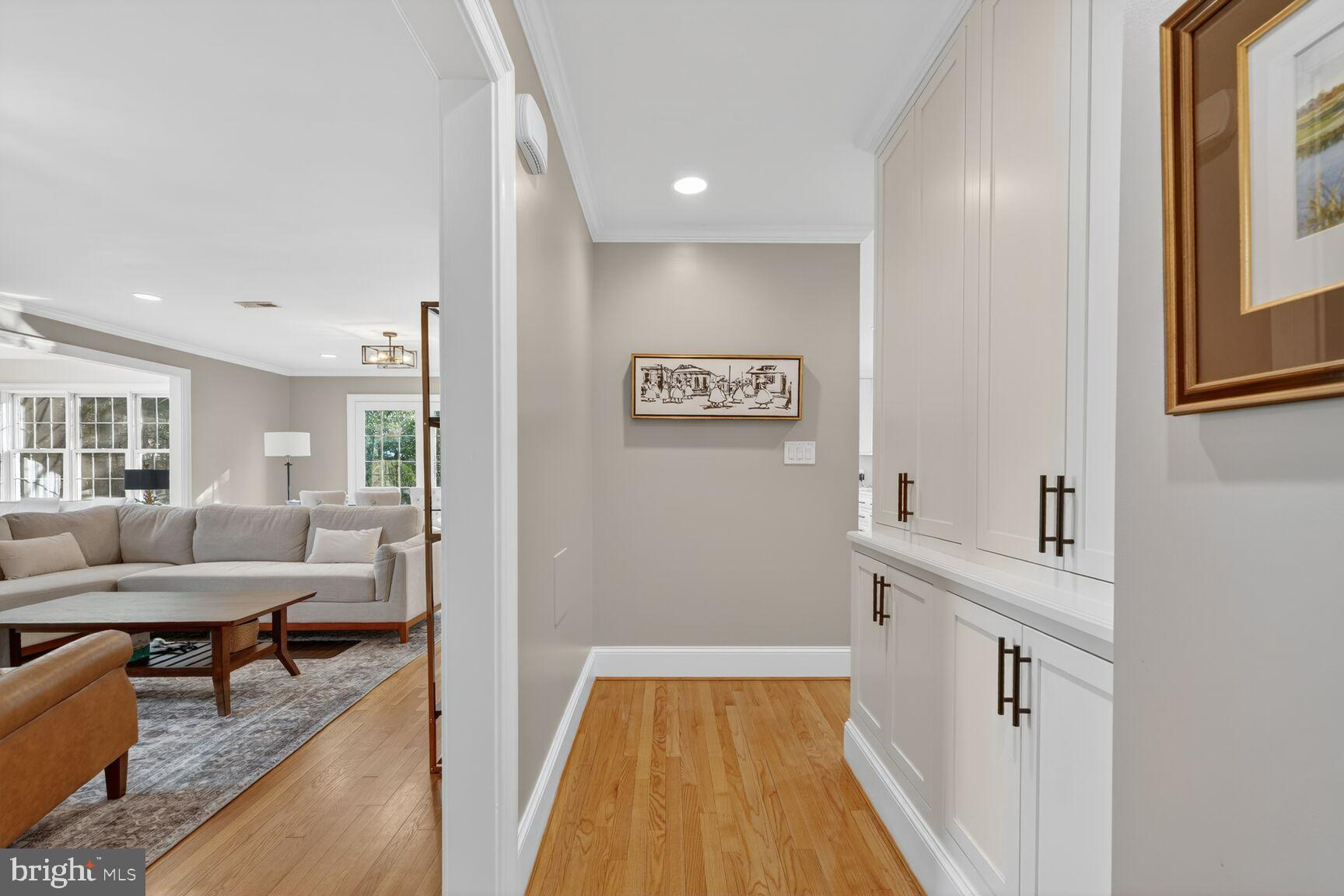 BELLEVUE FOREST - Residential