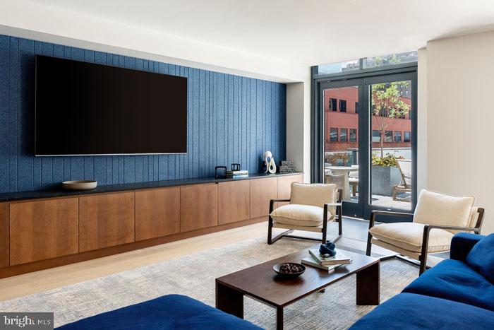 WASHINGTON SQ - Residential Lease