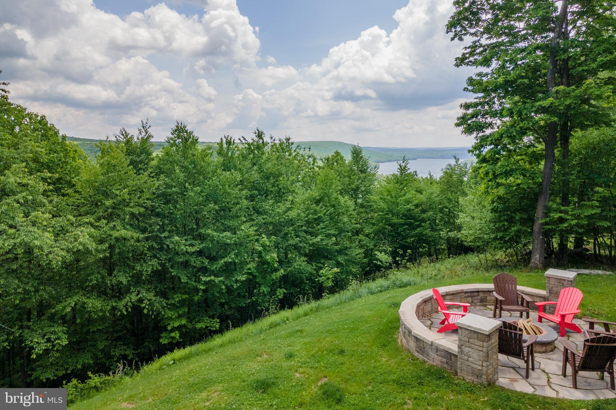 DEEP CREEK HIGHLANDS - Residential
