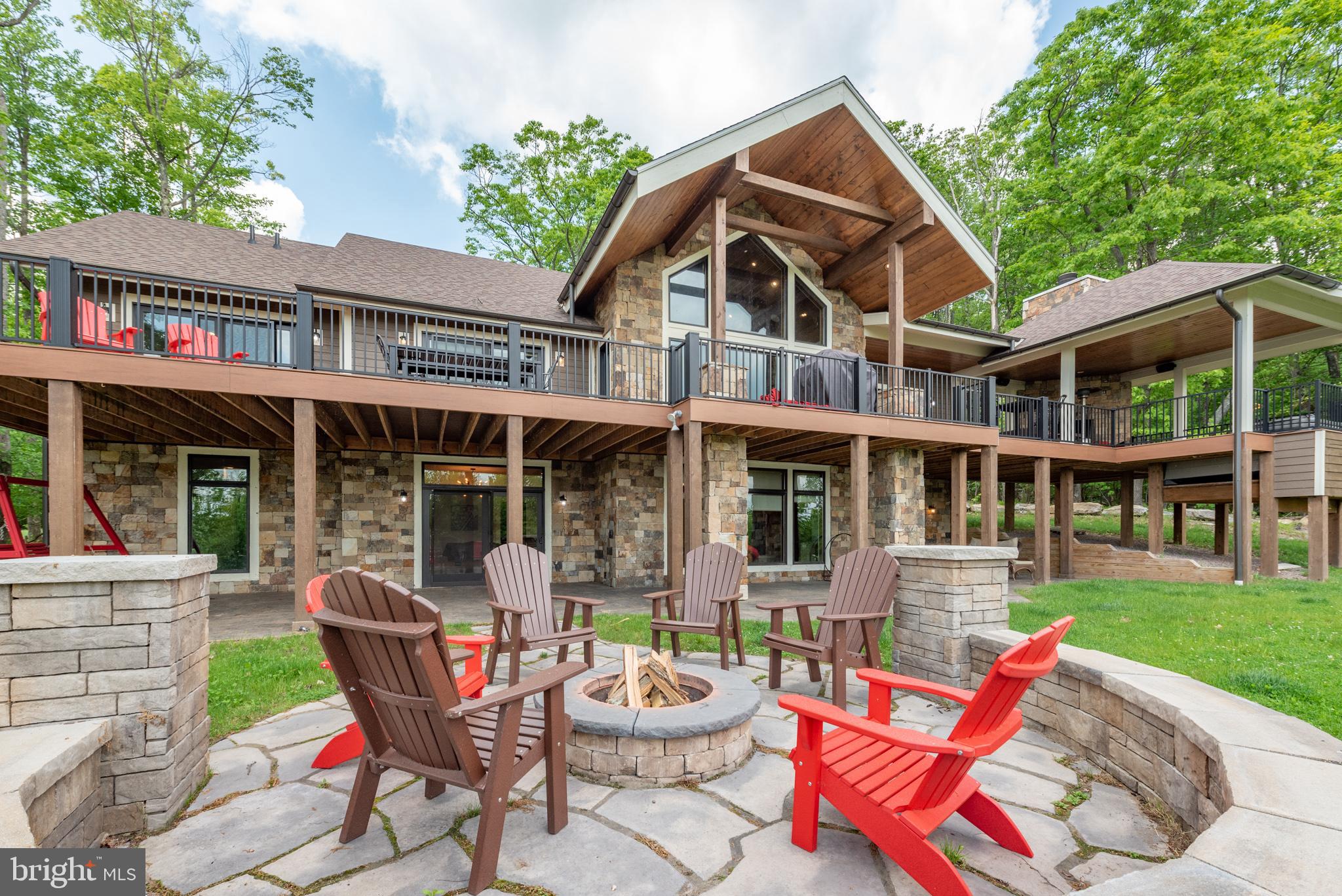 DEEP CREEK HIGHLANDS - Residential