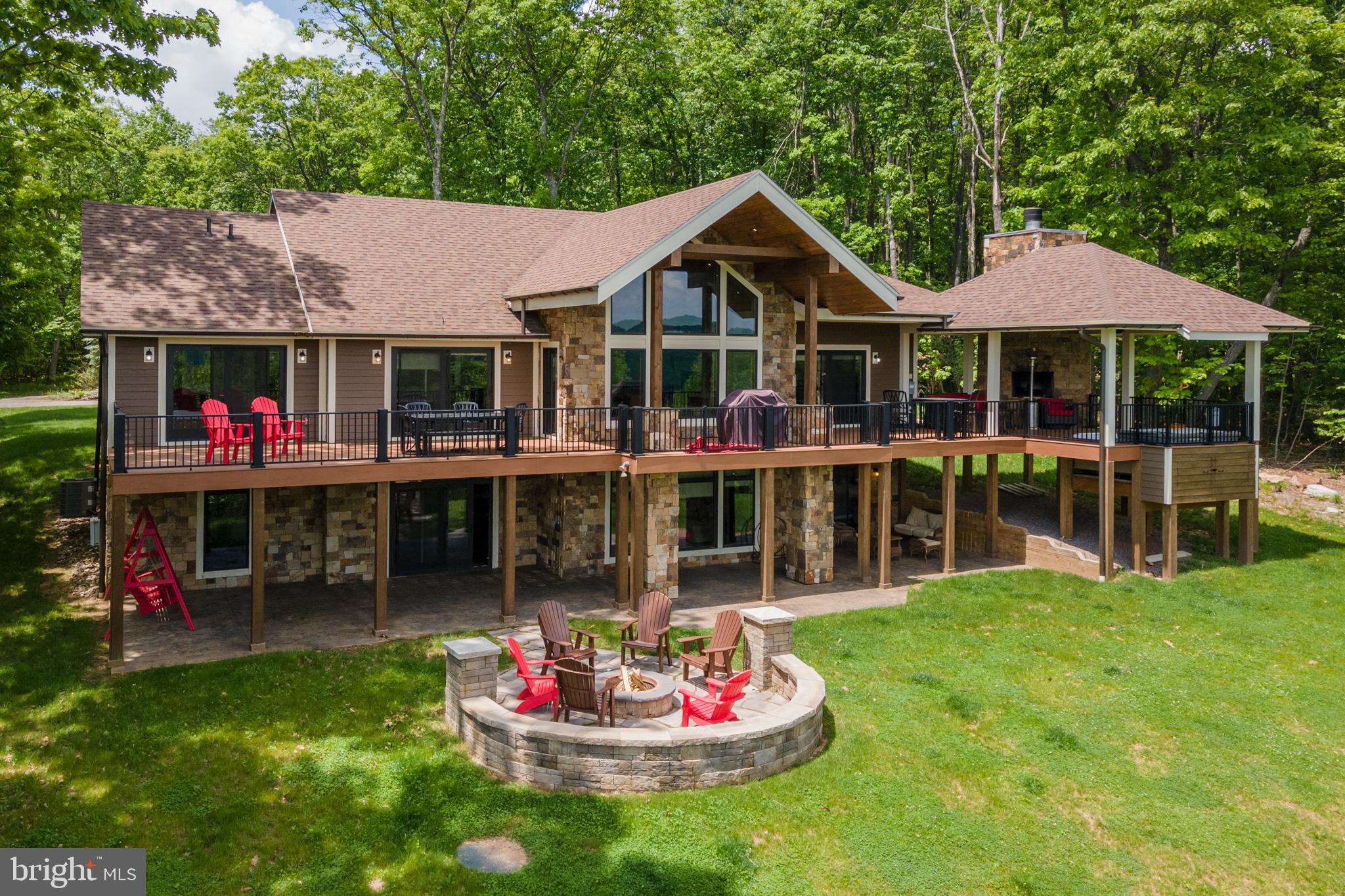 DEEP CREEK HIGHLANDS - Residential
