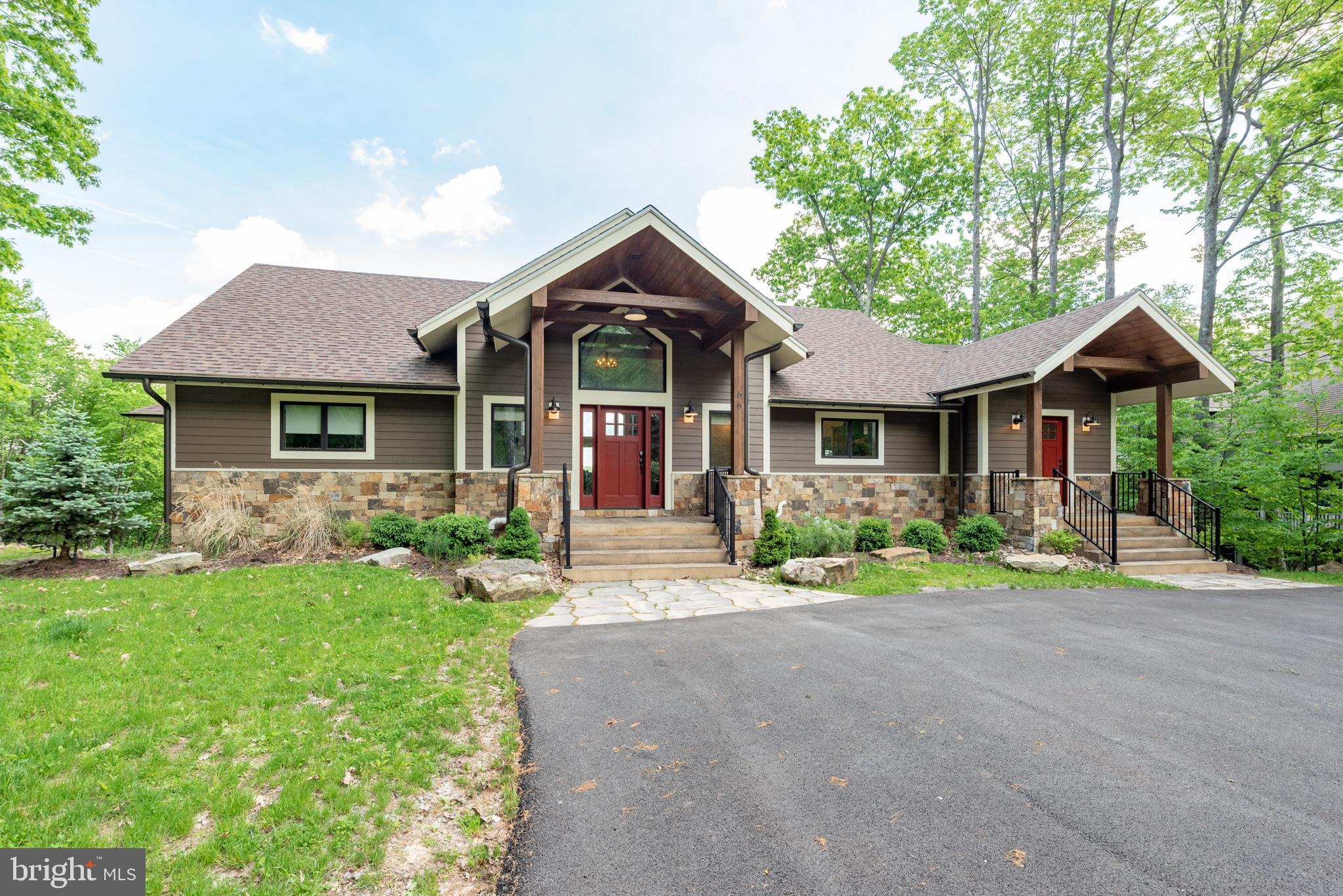 DEEP CREEK HIGHLANDS - Residential