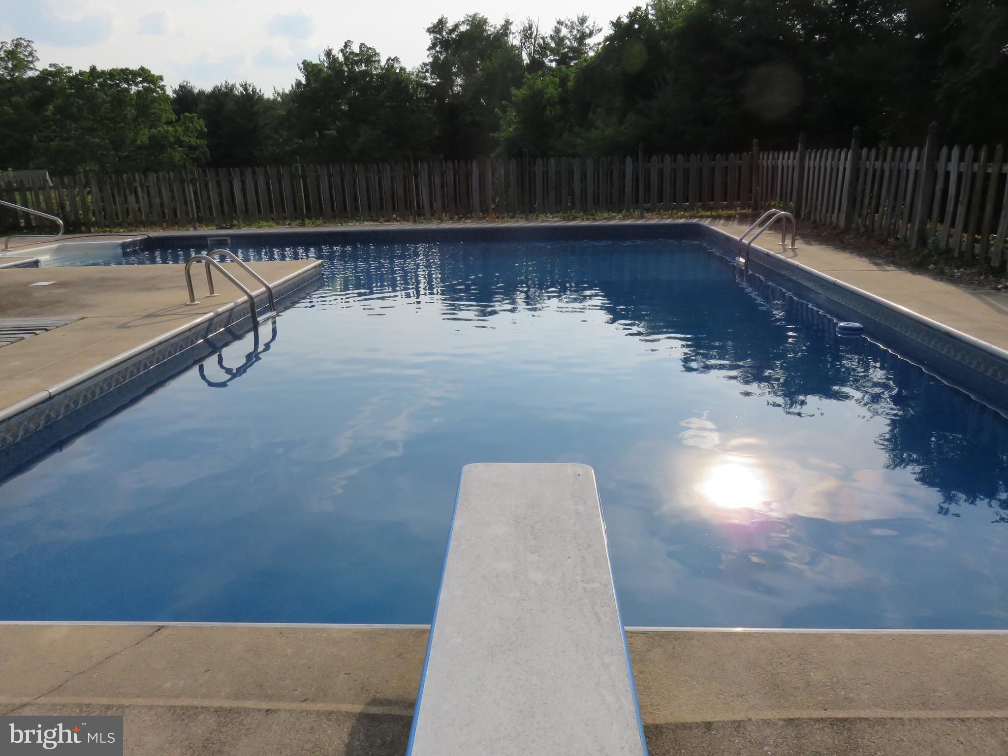 LOCUST GROVE - Residential