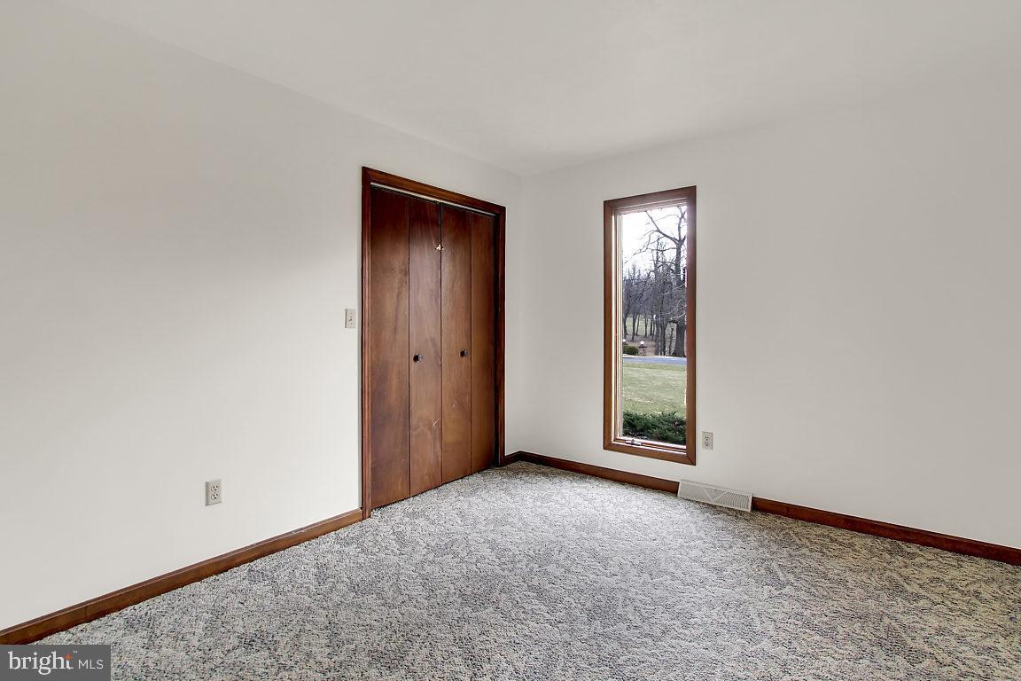 LOCUST GROVE - Residential