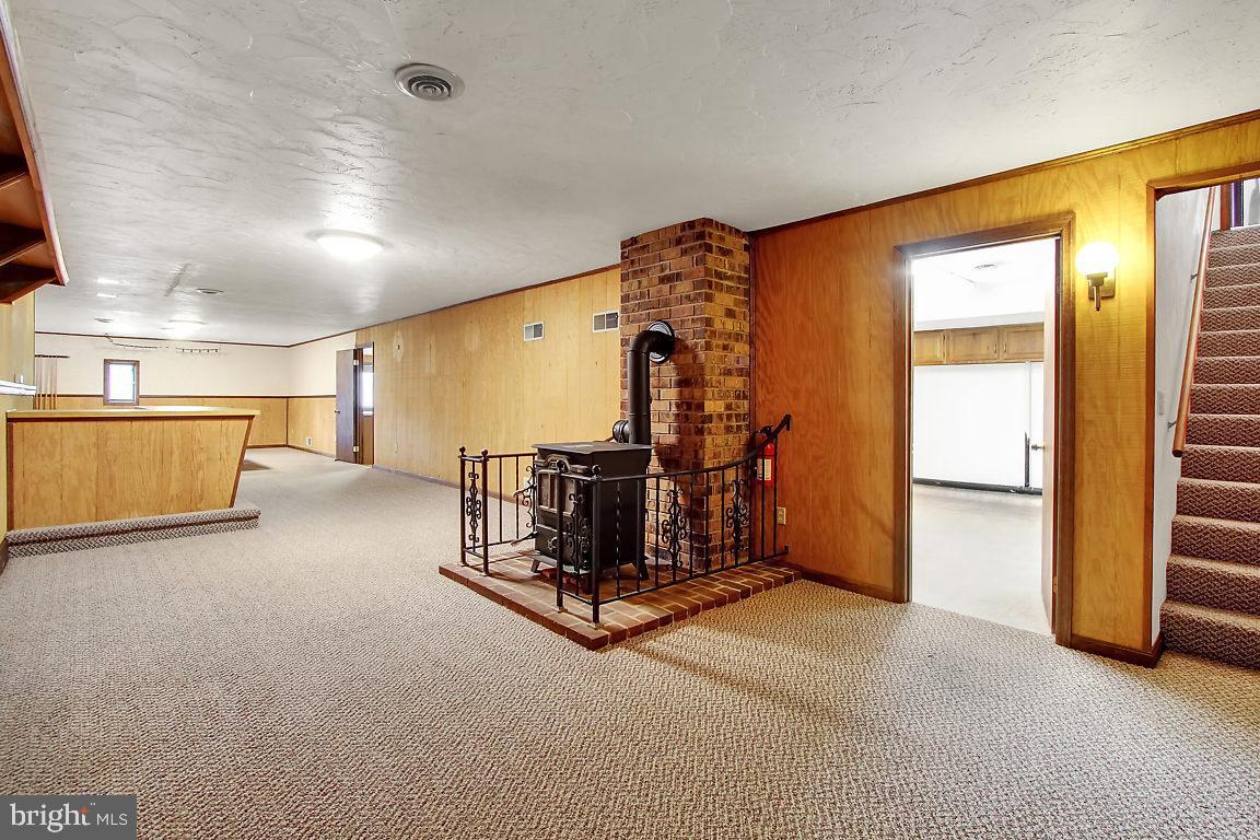 LOCUST GROVE - Residential