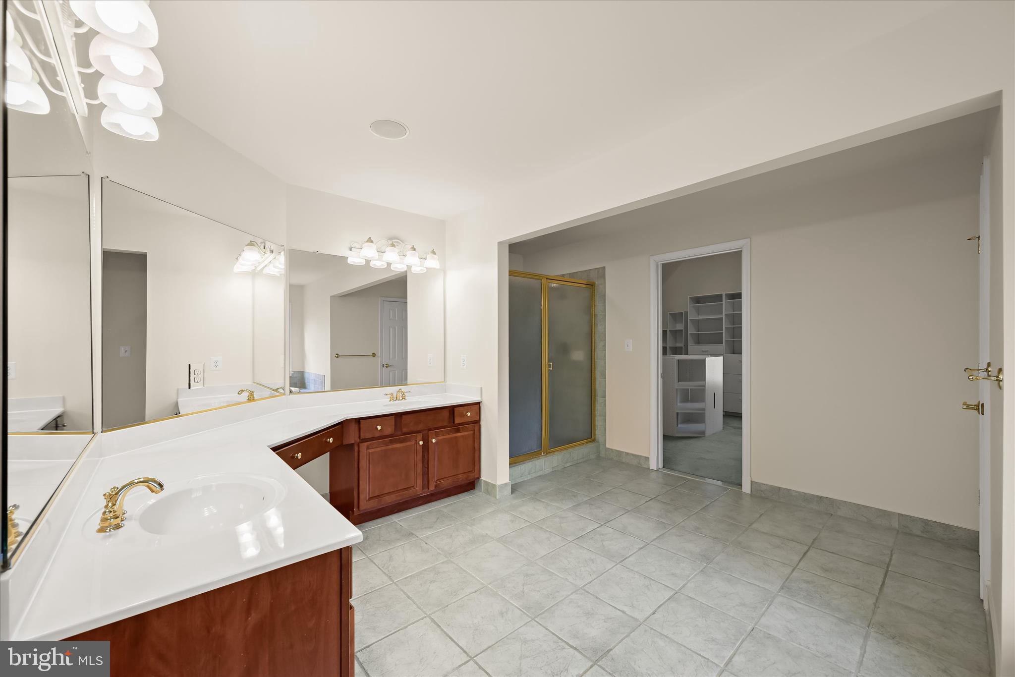 RIDGE VIEW HUNT - Residential