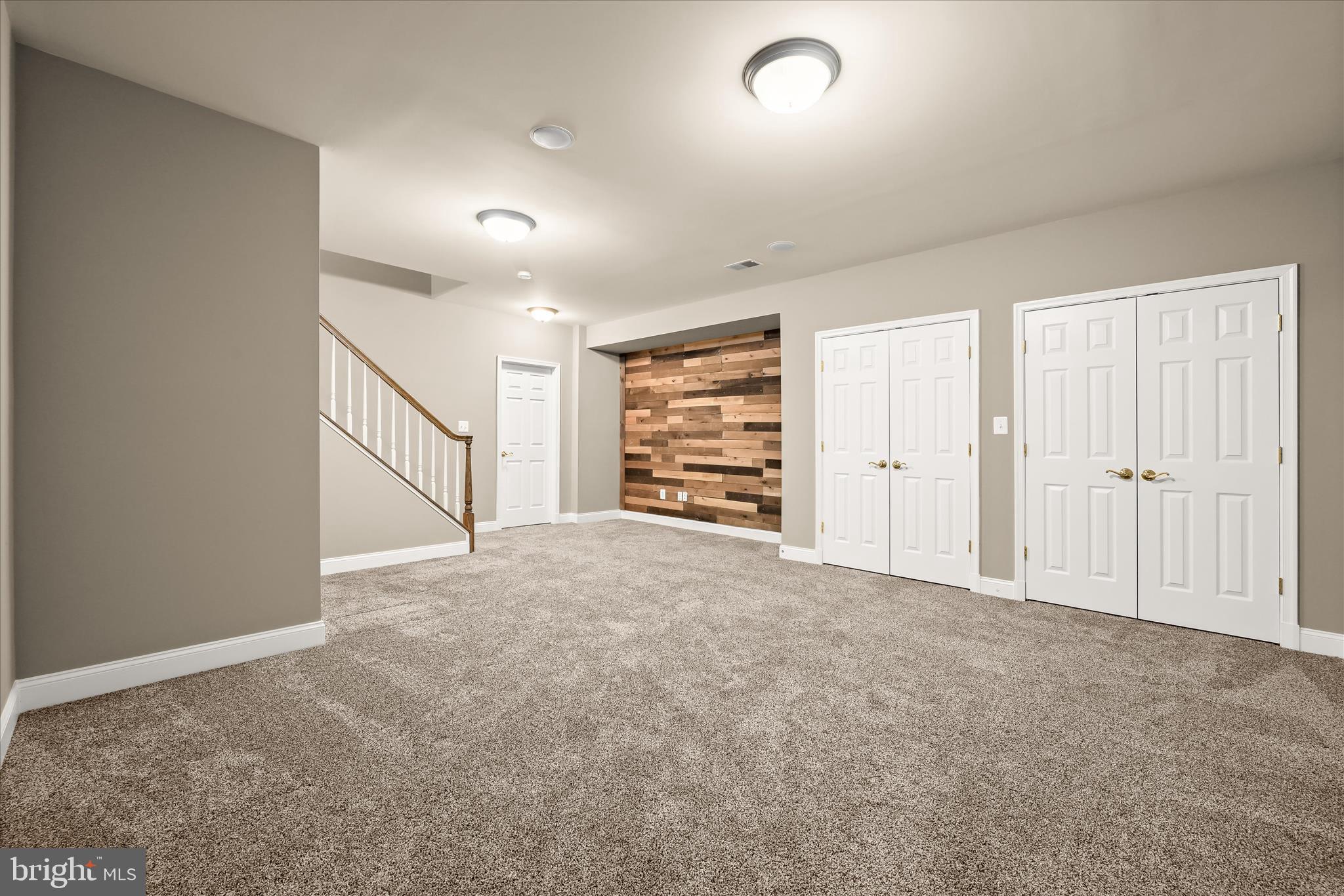 RIDGE VIEW HUNT - Residential