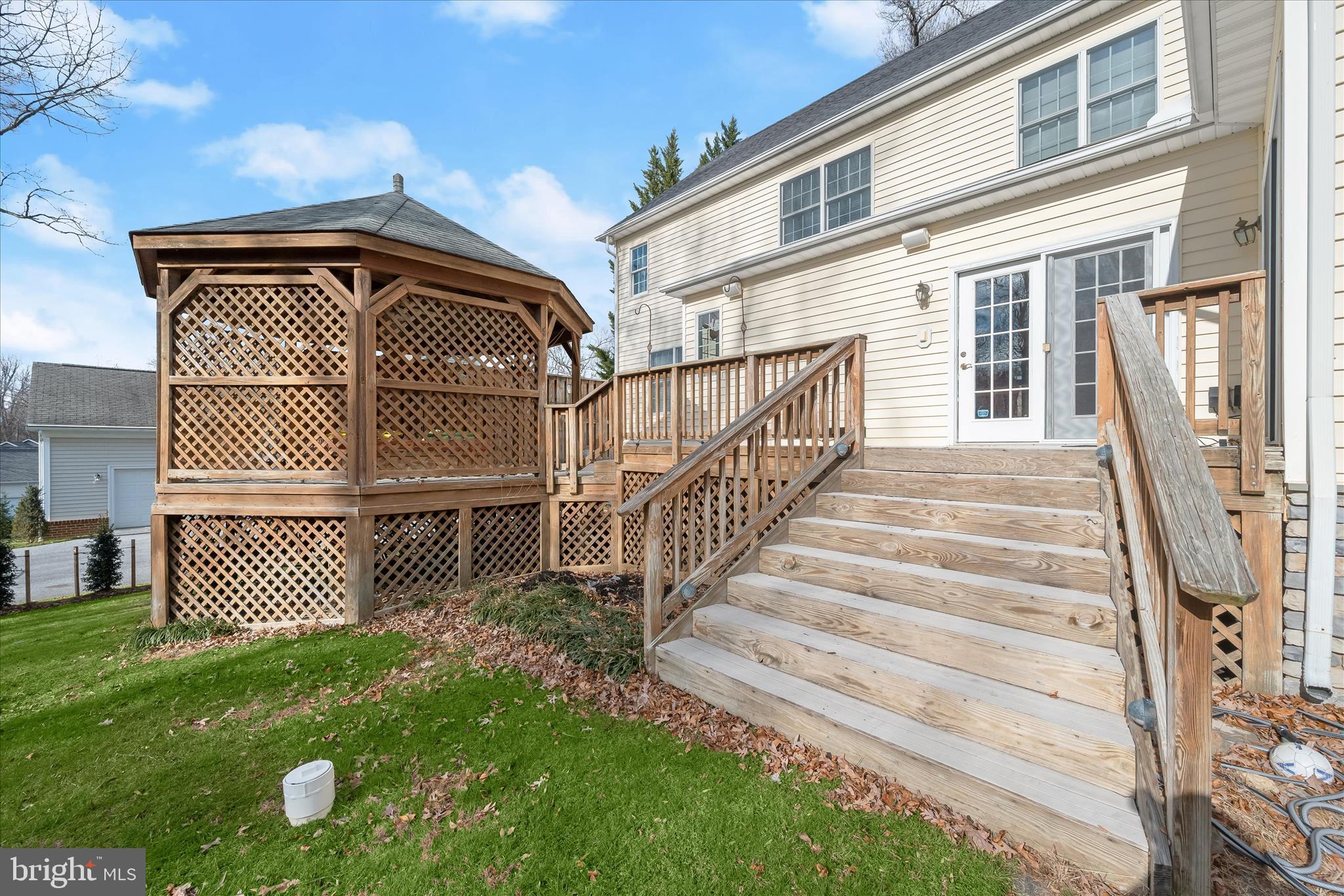 RIDGE VIEW HUNT - Residential