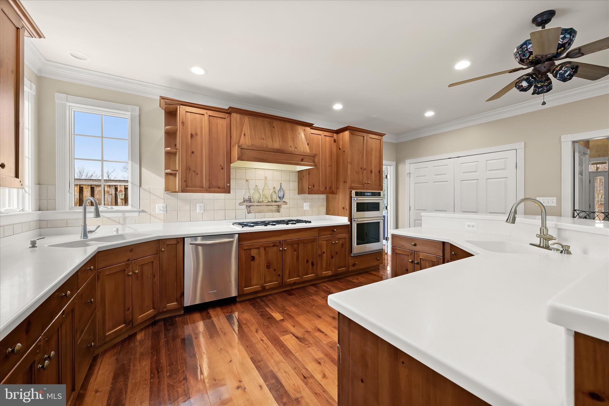 RIDGE VIEW HUNT - Residential
