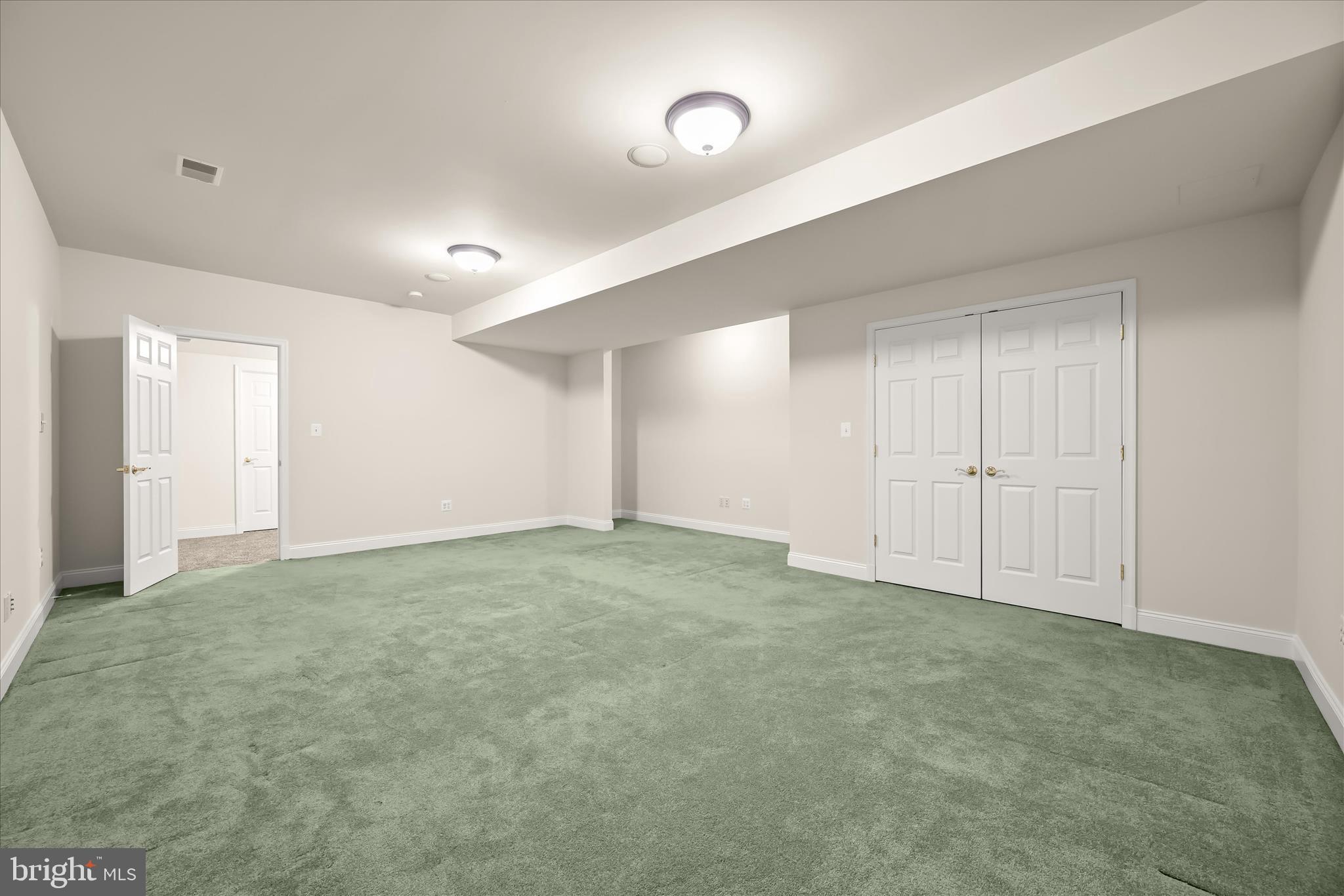 RIDGE VIEW HUNT - Residential