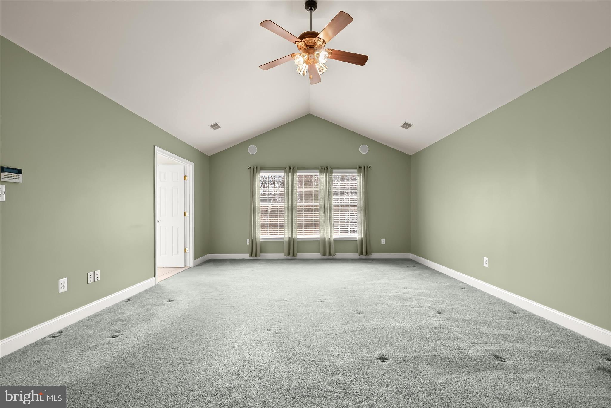 RIDGE VIEW HUNT - Residential