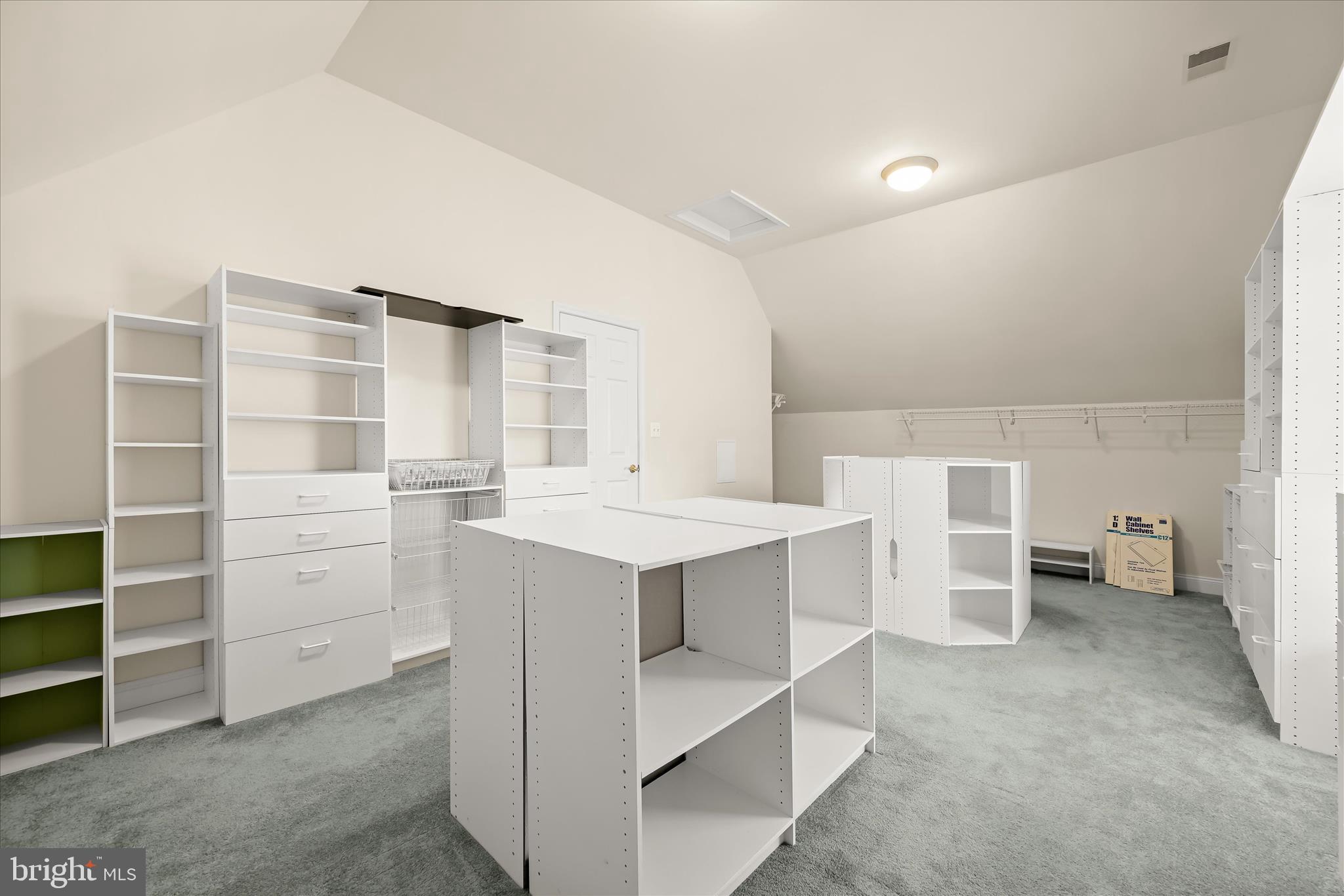 RIDGE VIEW HUNT - Residential