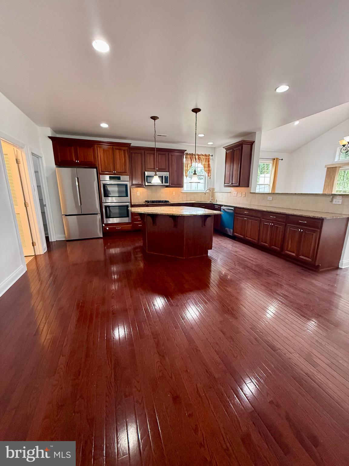 BELMONT RIDGE - Residential