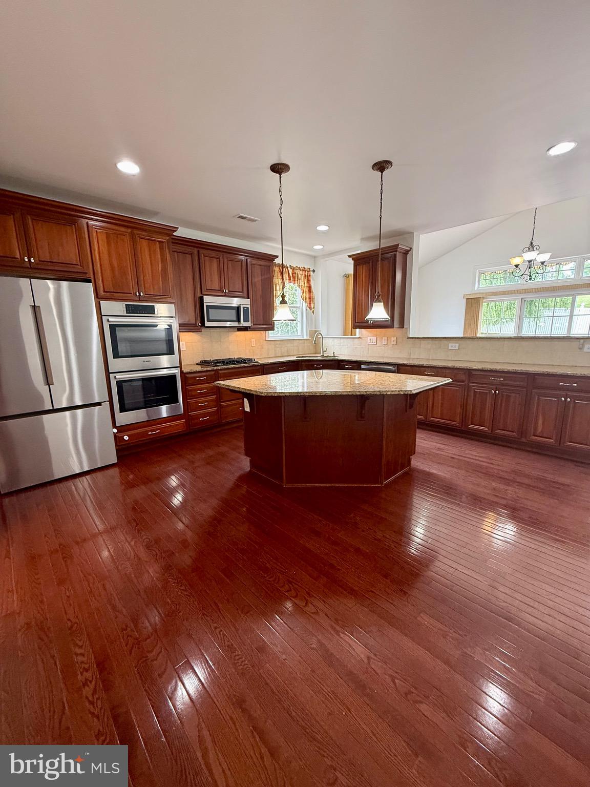 BELMONT RIDGE - Residential